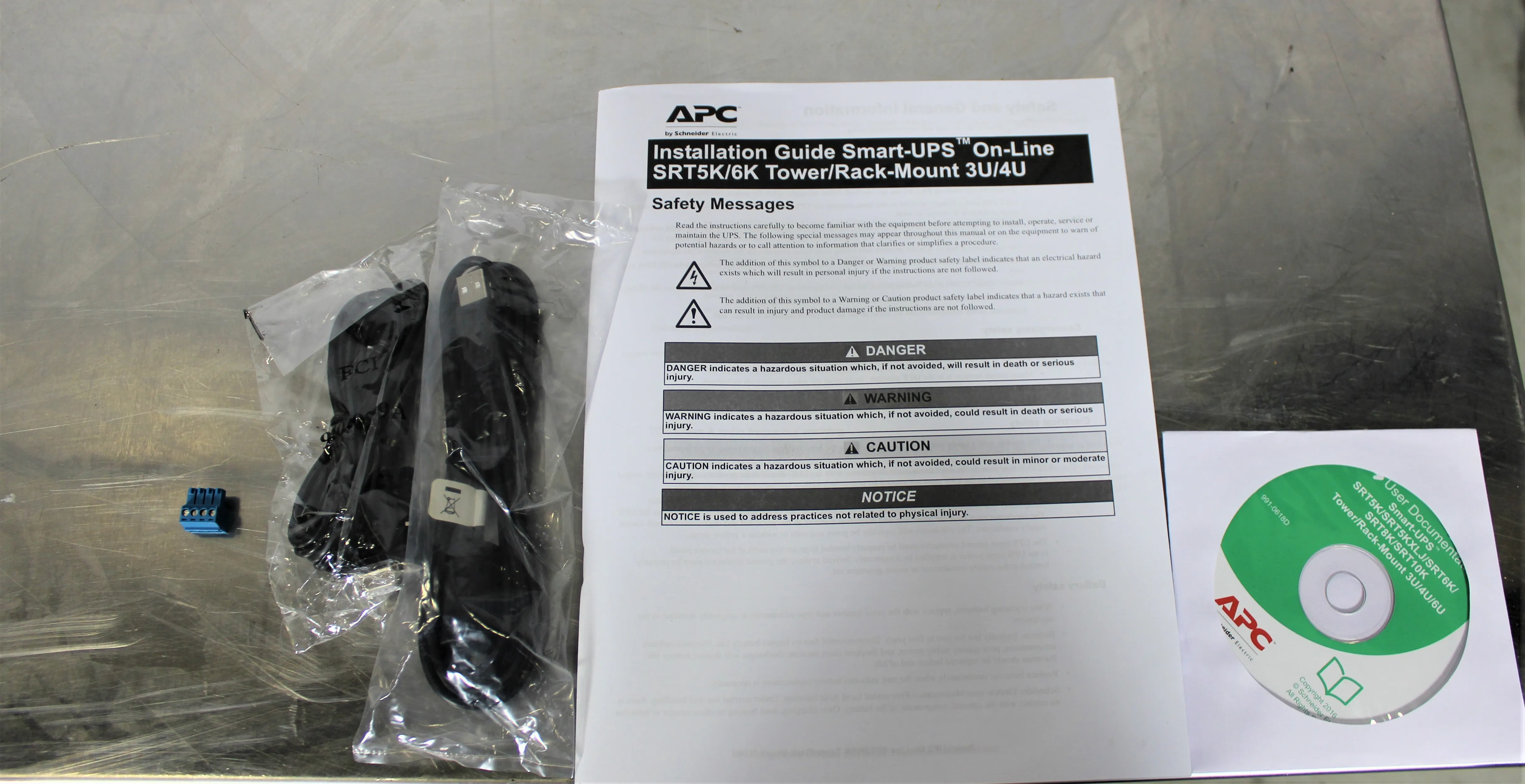 APC SRT5KRMXLT Smart-UPS On-Line Class 1 Power Supply - UPS