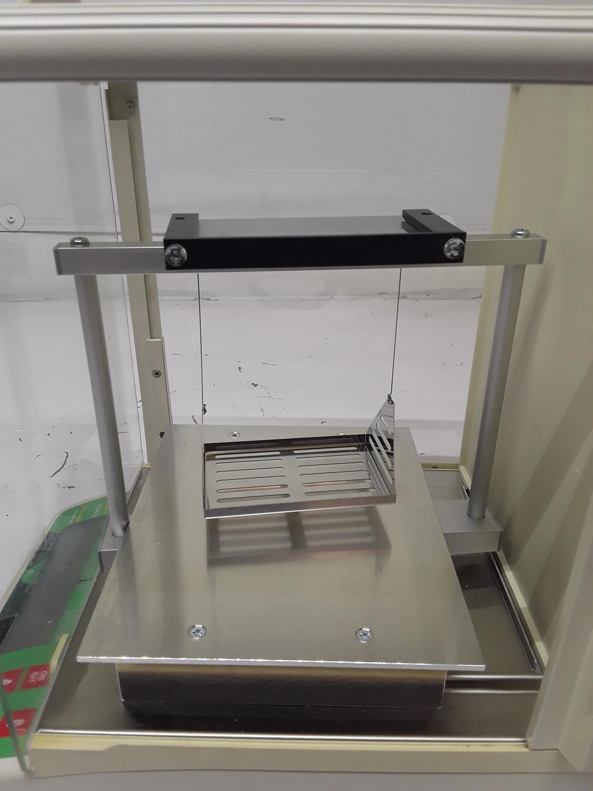 QualiTest SD-200L Analytical Balance Class 1 Used