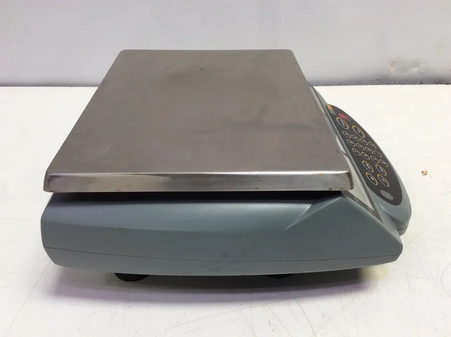 Ohaus EC6 Compact Digital Counting Scale - Used