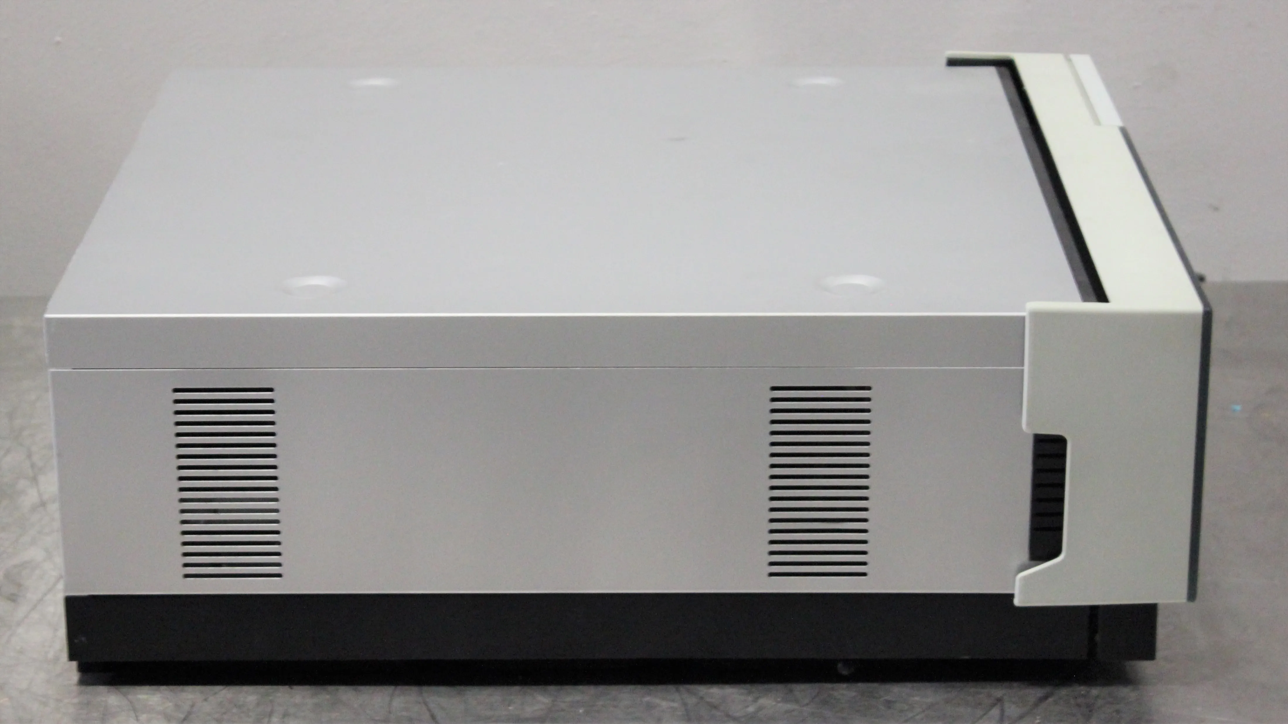 Dionex TCC-3000RS Rapid Separation Column Compartment for UltiMate 3000 RS Series HPLC System