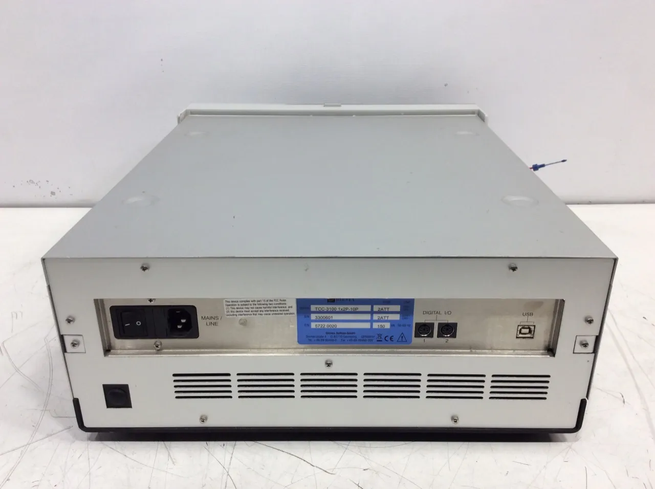 Dionex TCC-3100 Column Thermostat for HPLC / FPLC / GC / CE