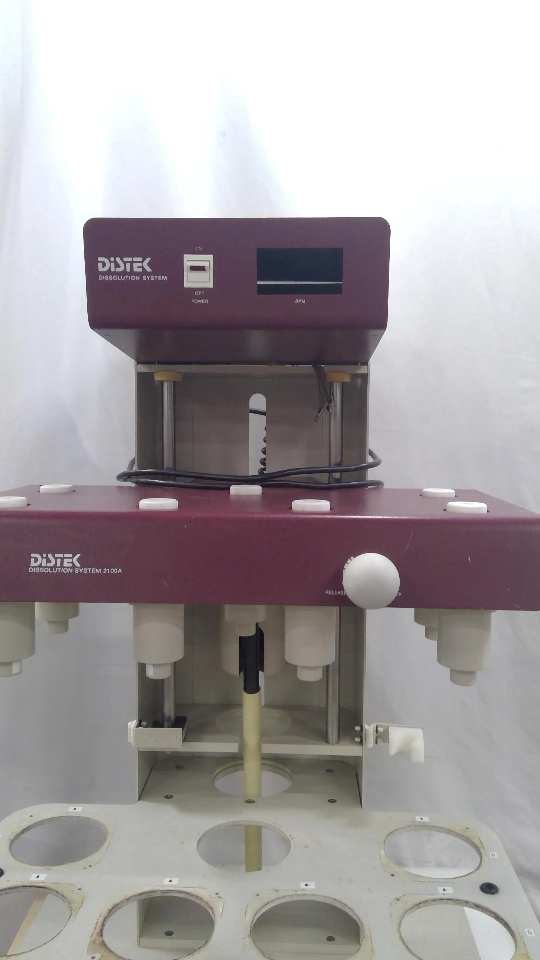 Distek Model 2100A Dissolution Test System