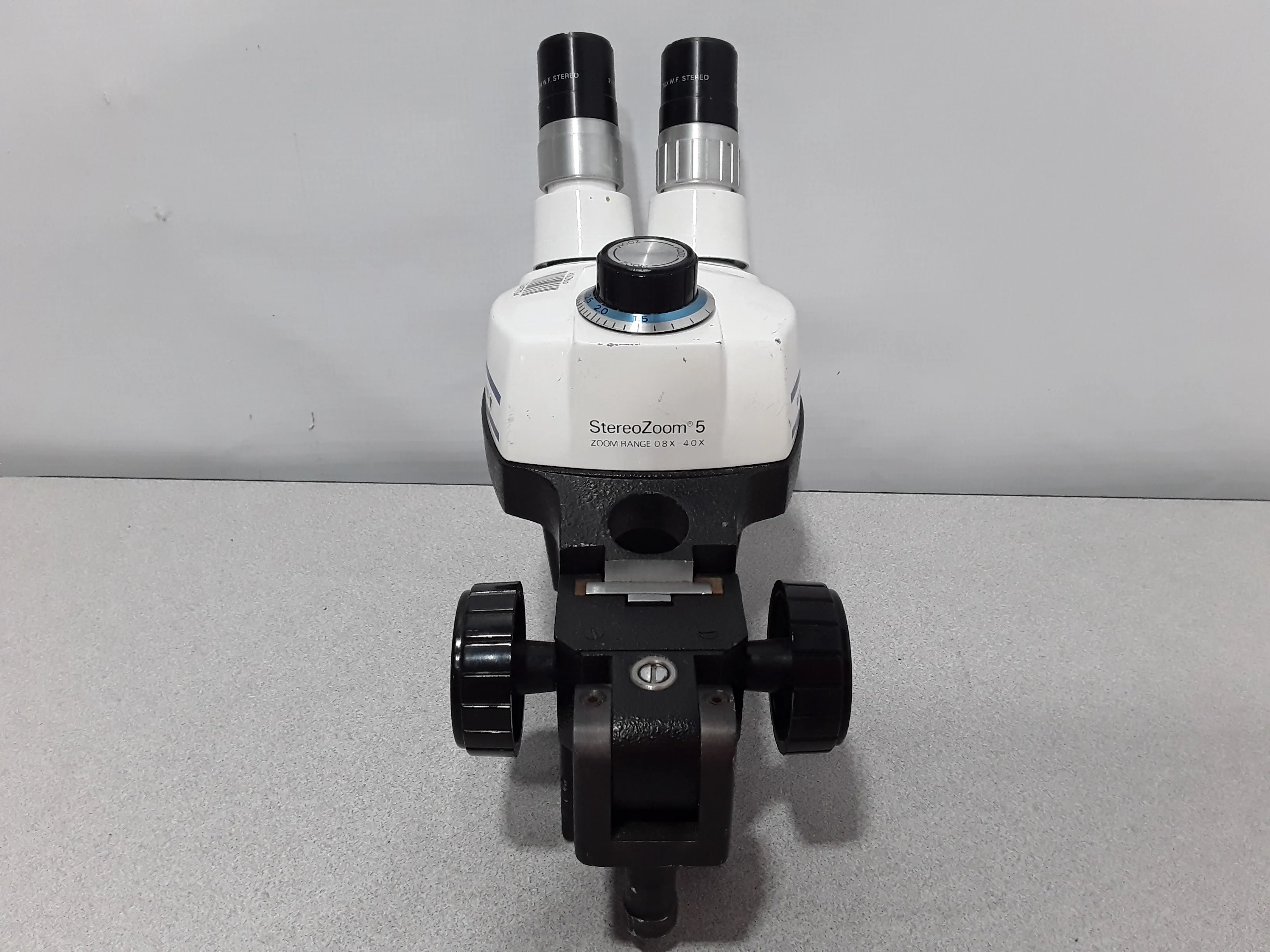 Bausch & Lomb Stereo Zoom 5 (Zoom Range x 0.8-4.0) Microscope