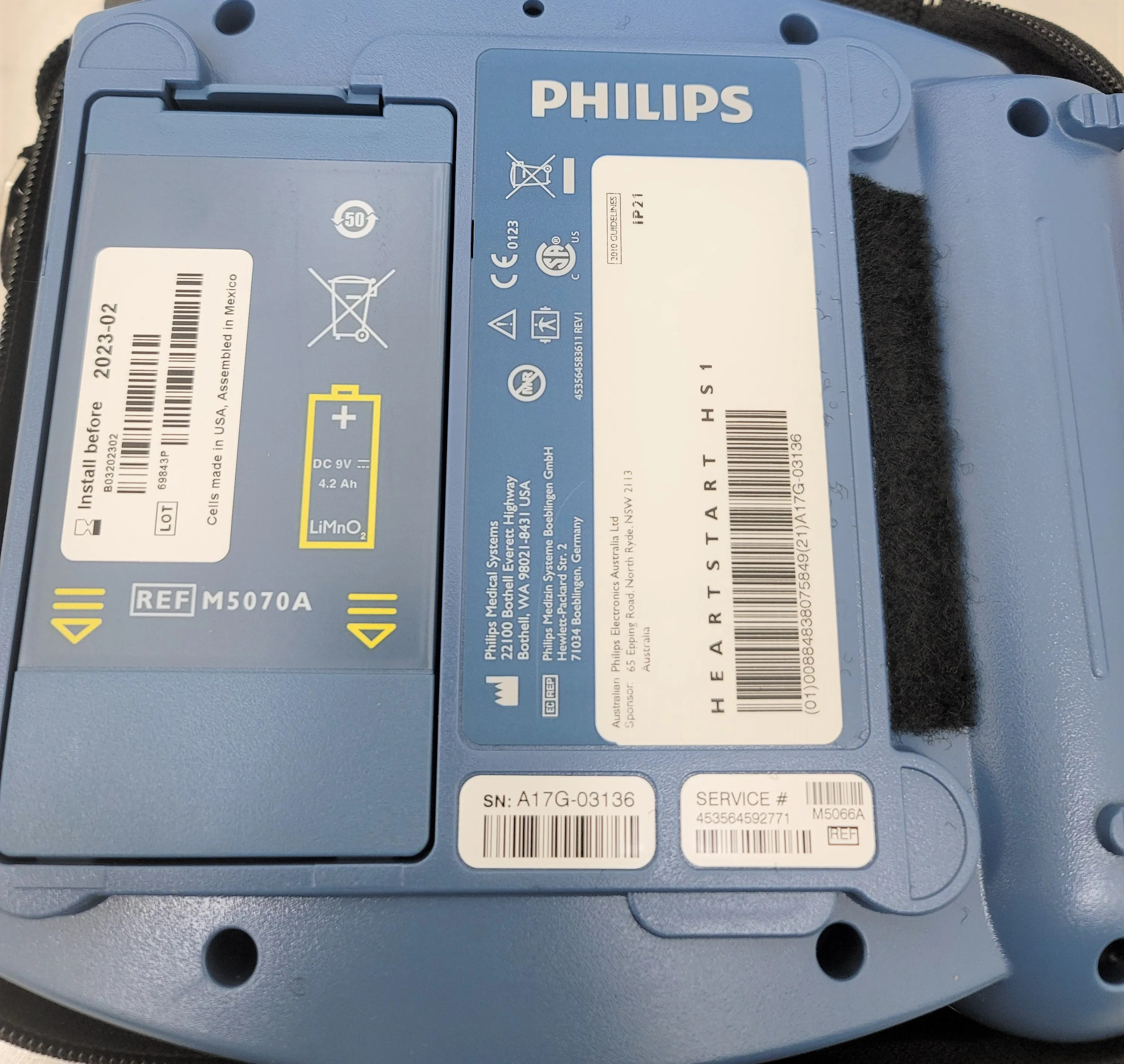 Philips HeartStart OnSite AED Defibrillator with 30-Day Warranty