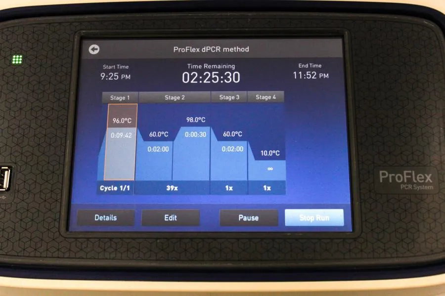 Applied Biosystems ProFlex  Dual Flat block PCR System 4483636