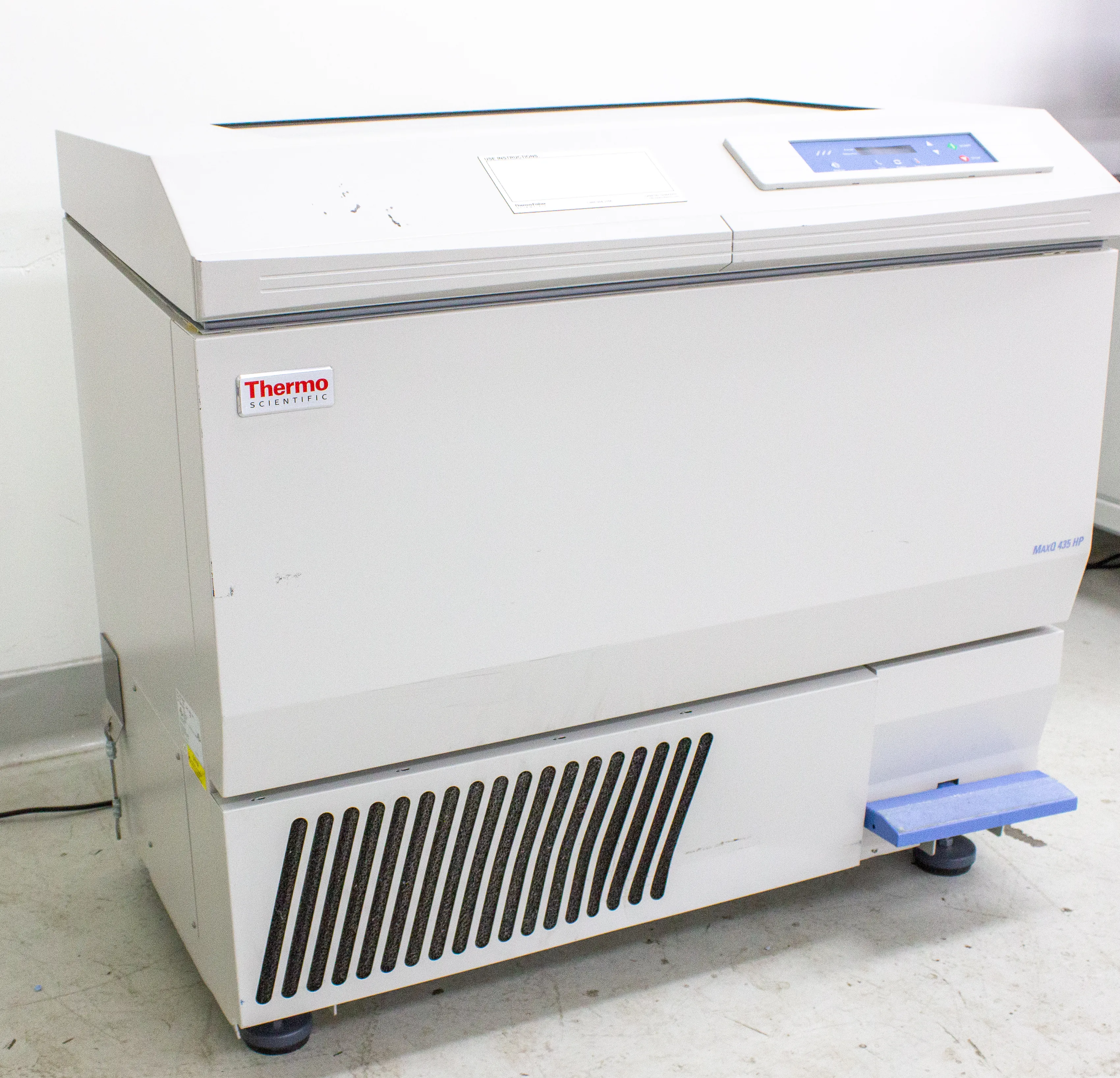 Thermo MaxQ 435HP Incubated Floor Model Console Shaker SHKE435HP