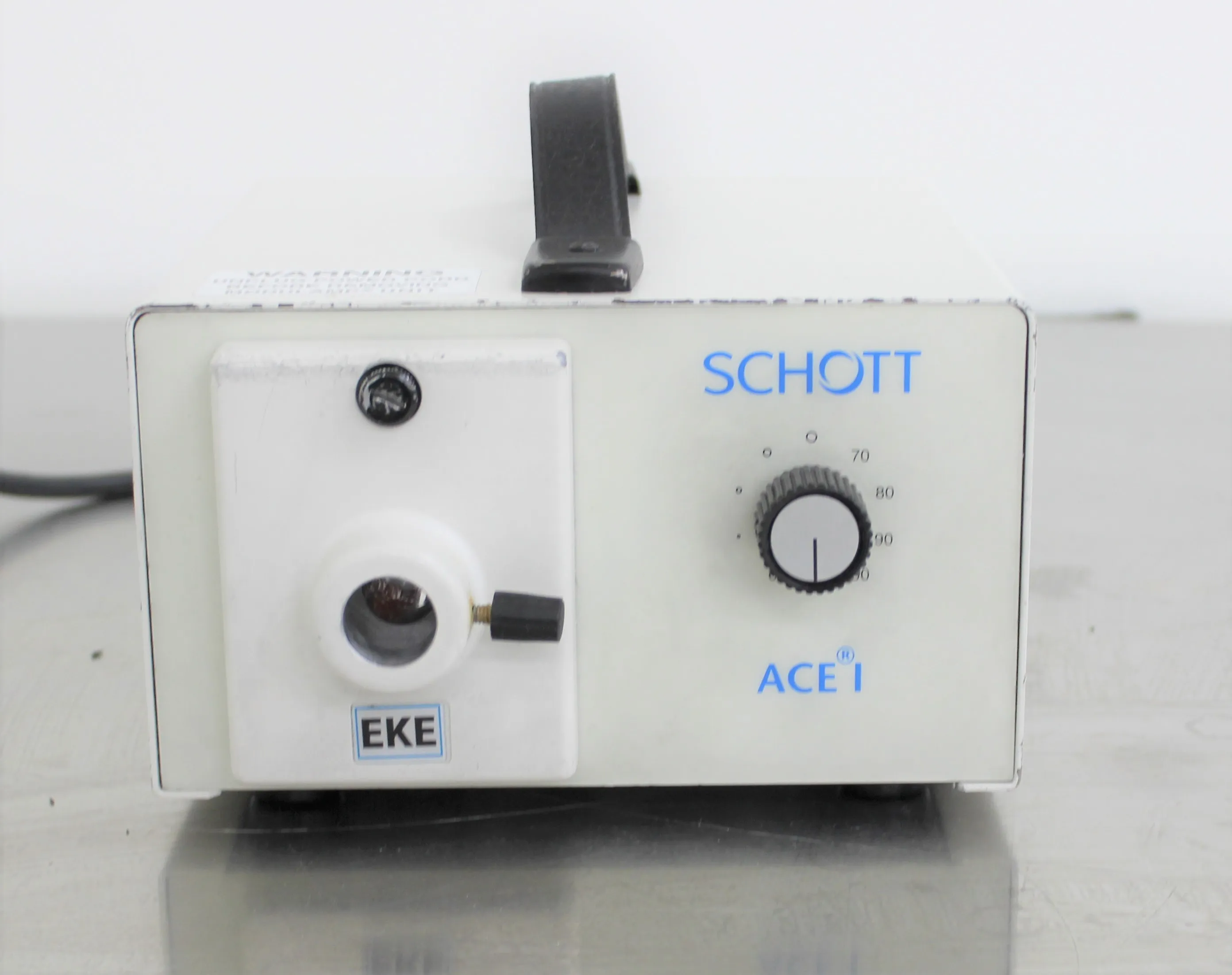 Schott A20500 ACE 150-Watt Cold Light Source