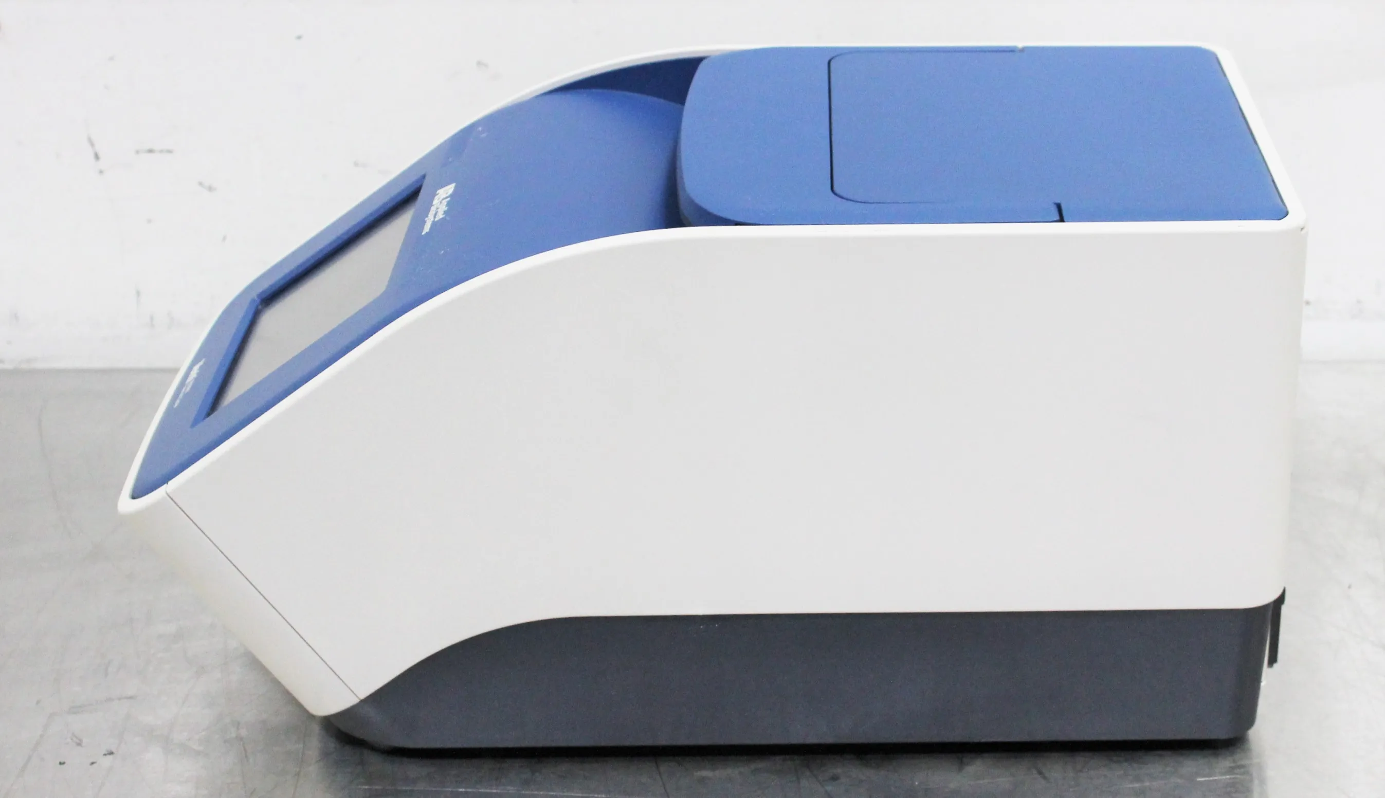 Applied Biosystems Veriti 96-Well Fast Thermal Cycler