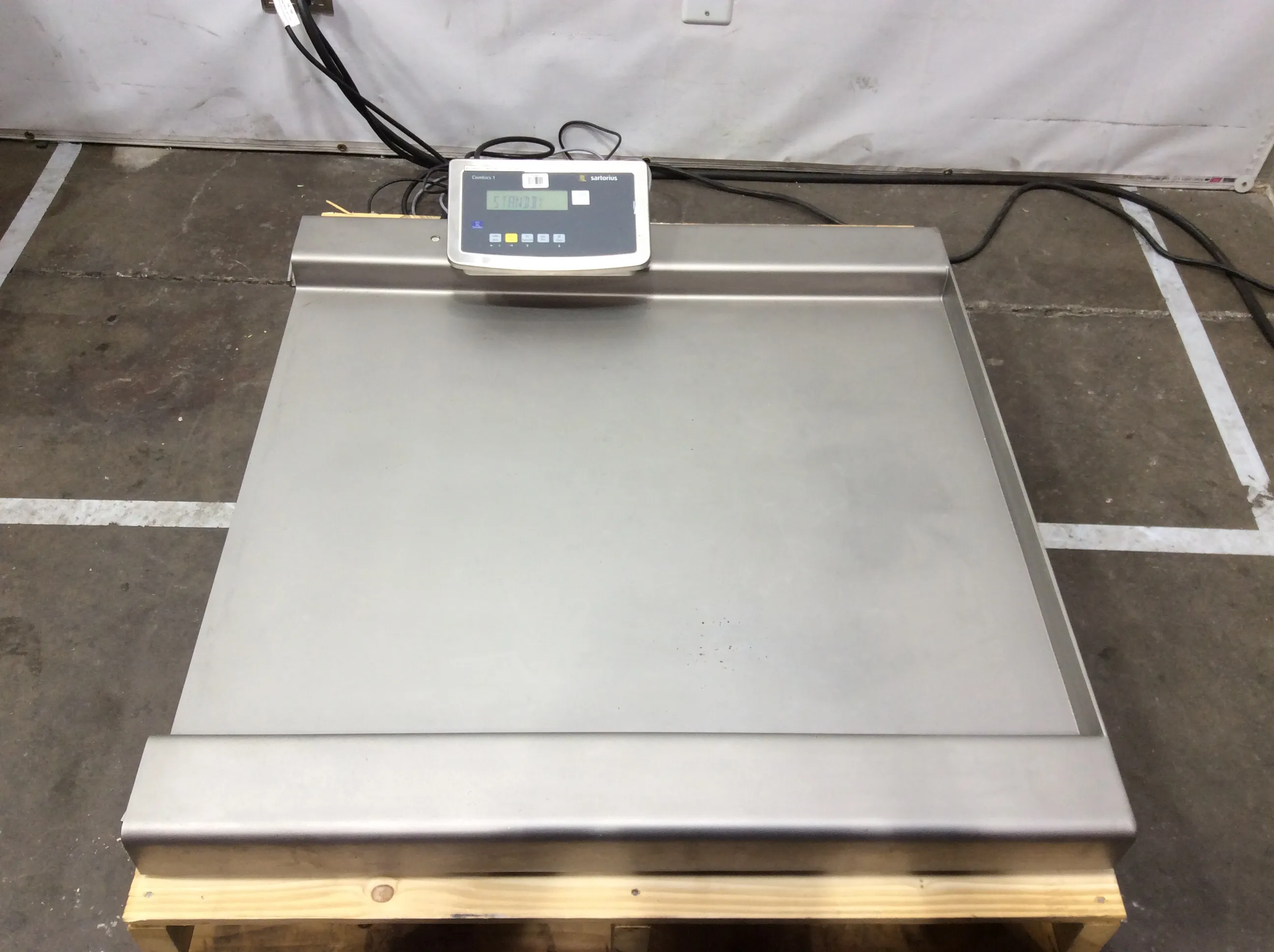 Sartorius IFS4-300LI Floor Scale