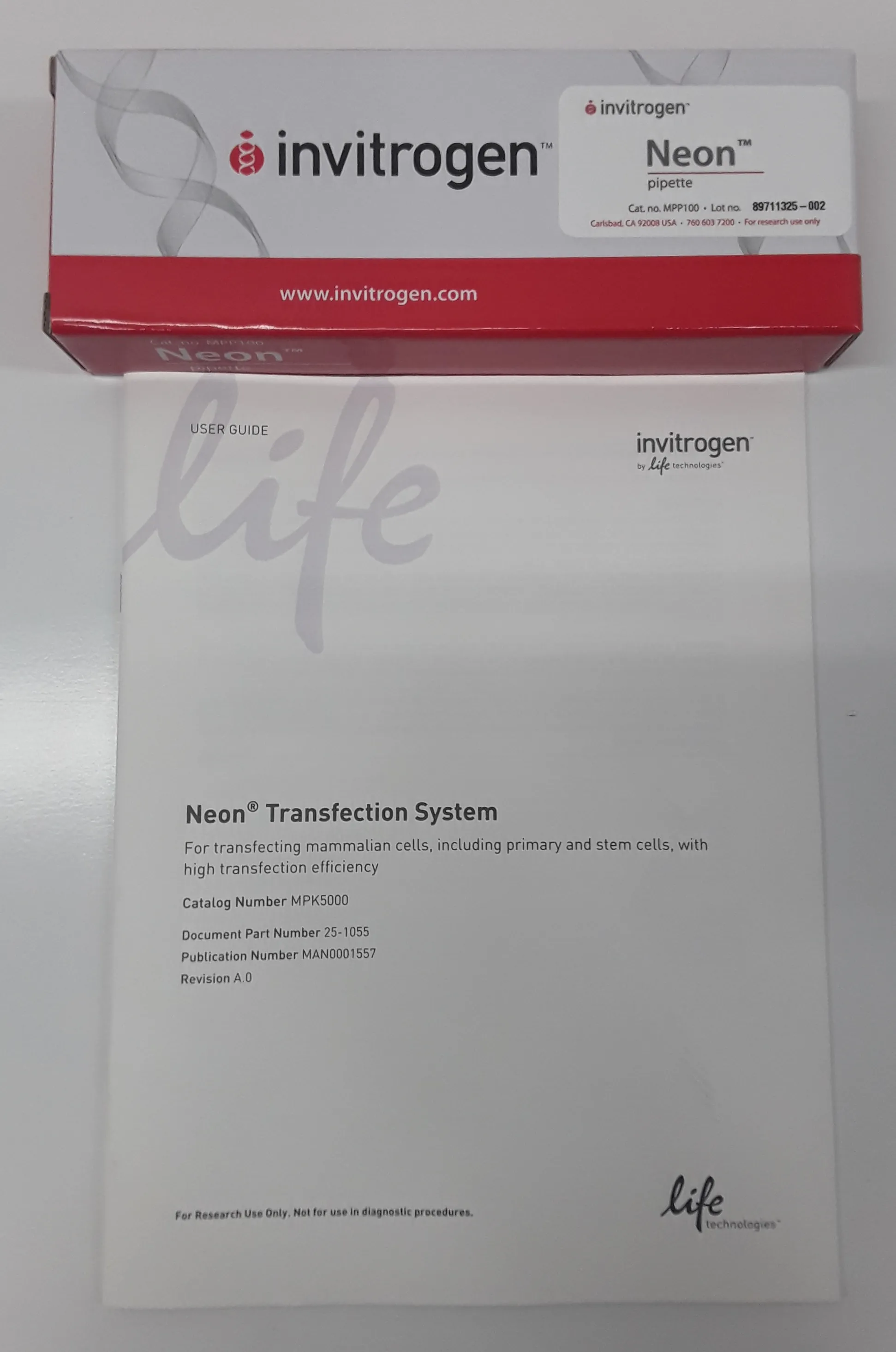 Invitrogen MPK5000 Neon Transfection System