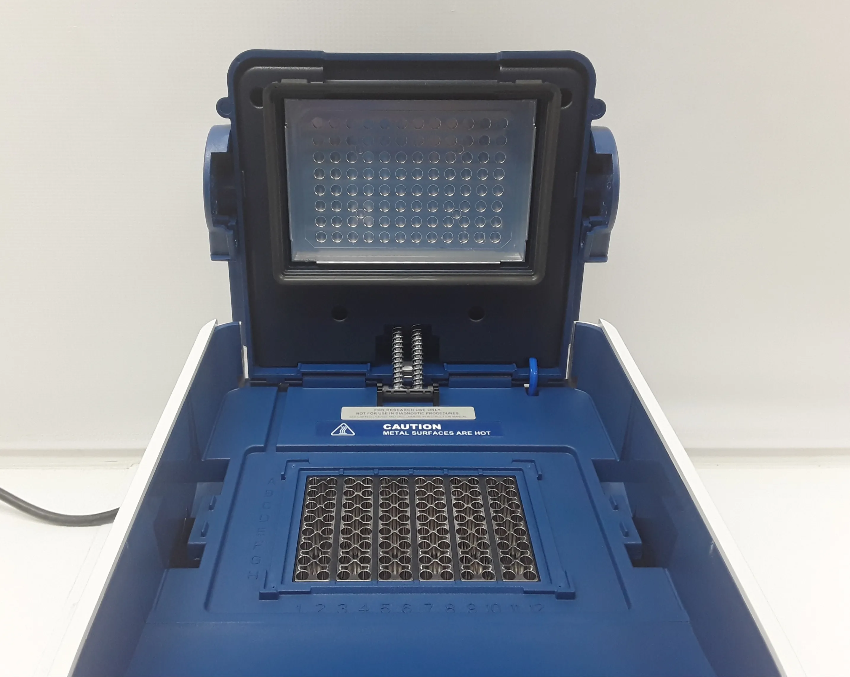 Applied Biosystems Veriti 96-Well Thermal Cycler 4375786 PCR Molecular Biology Lab Equipment