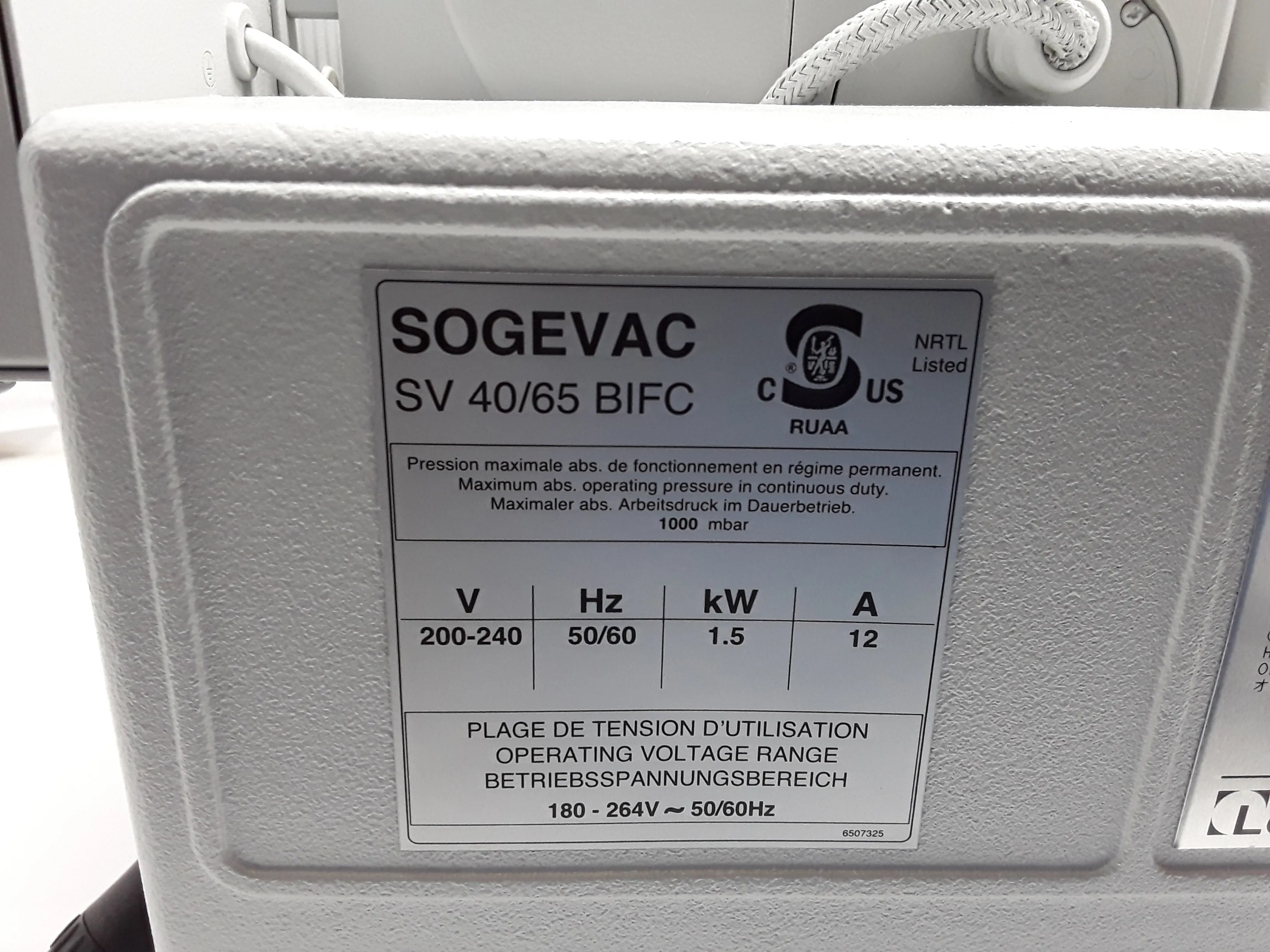 Sogevac SV65 BI FC Single Stage Oil Sealed Rotary Vane Vacuum Pump 1.1 Torr