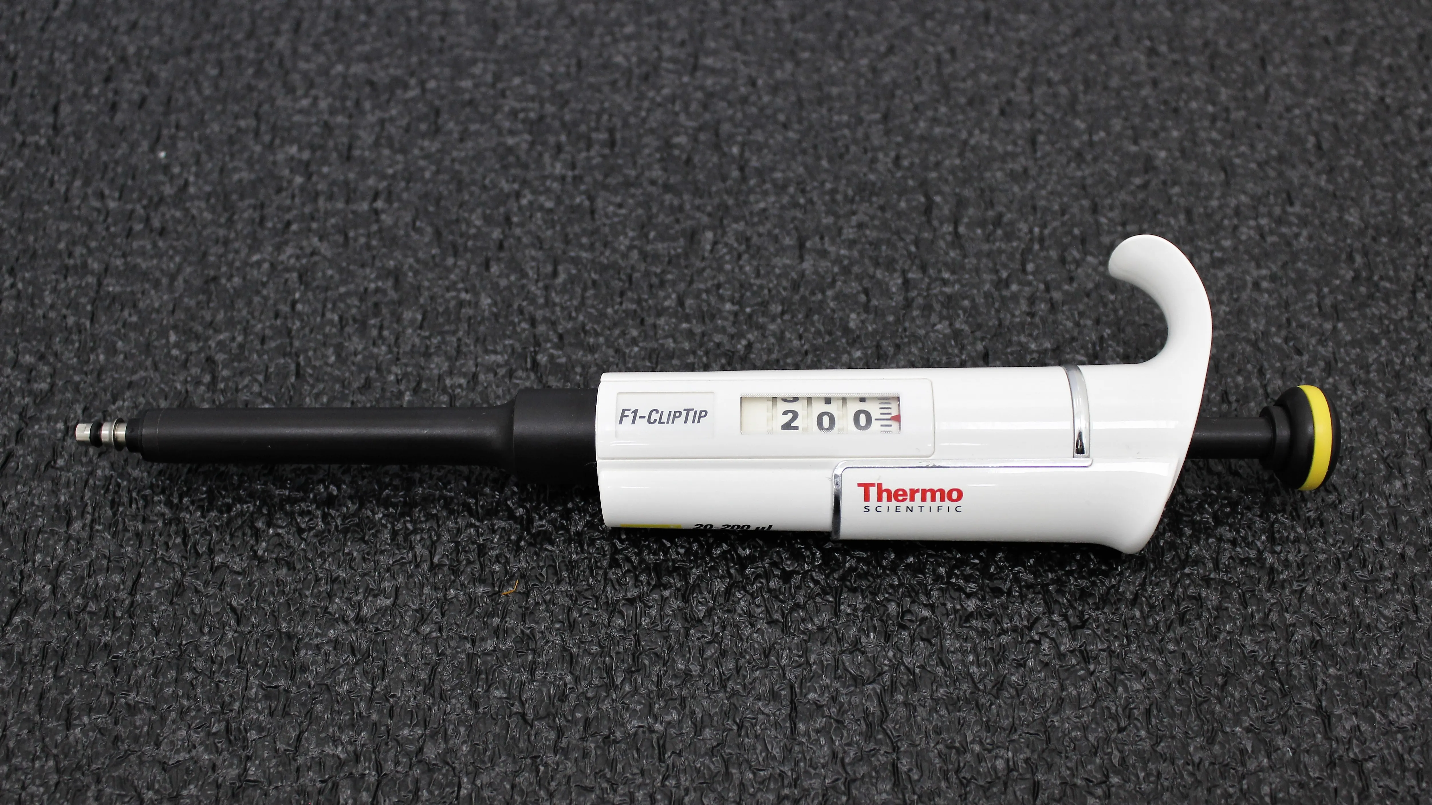 Thermo Scientific F1-ClipTip Pipette Variable Volume single channel 20 - 200 Ul