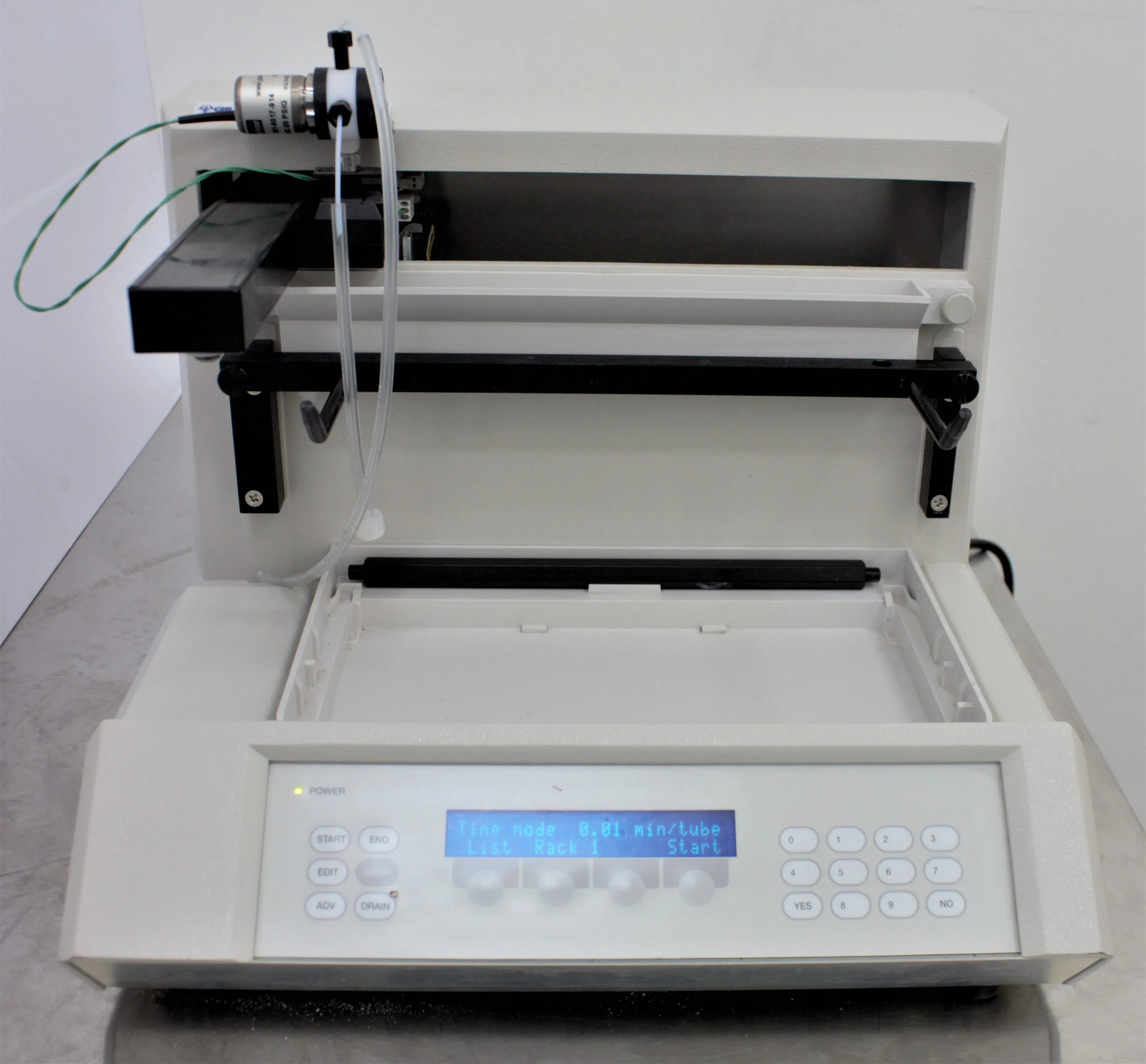 Gilson Fraction Collector Model 203b HPLC / FPLC / GC / CE