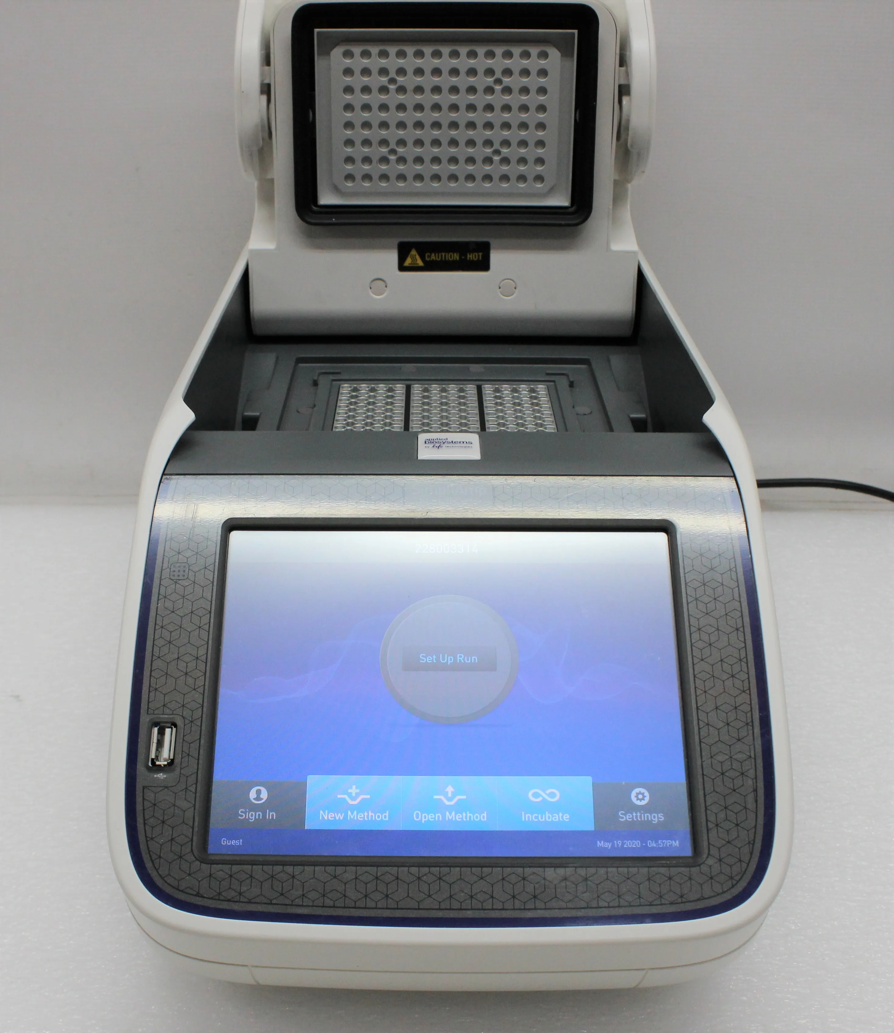 Applied Biosystems SimpliAmp A24812 PCR Thermal Cycler