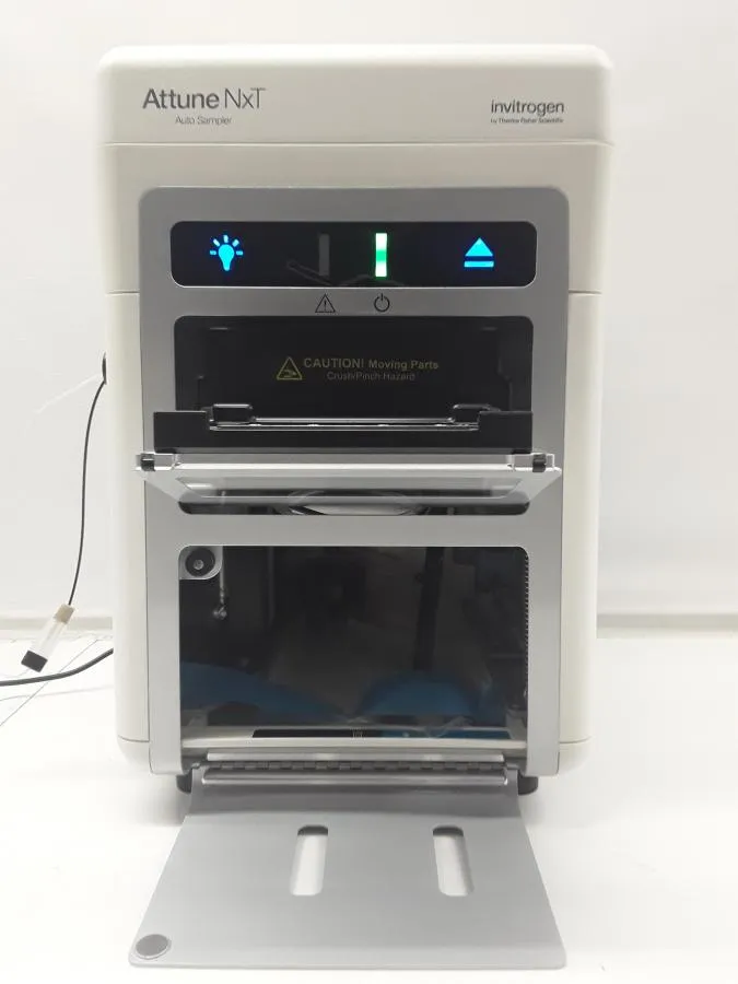 Invitrogen A25529R Auto Sampler - Used Laboratory and Medical Equipment