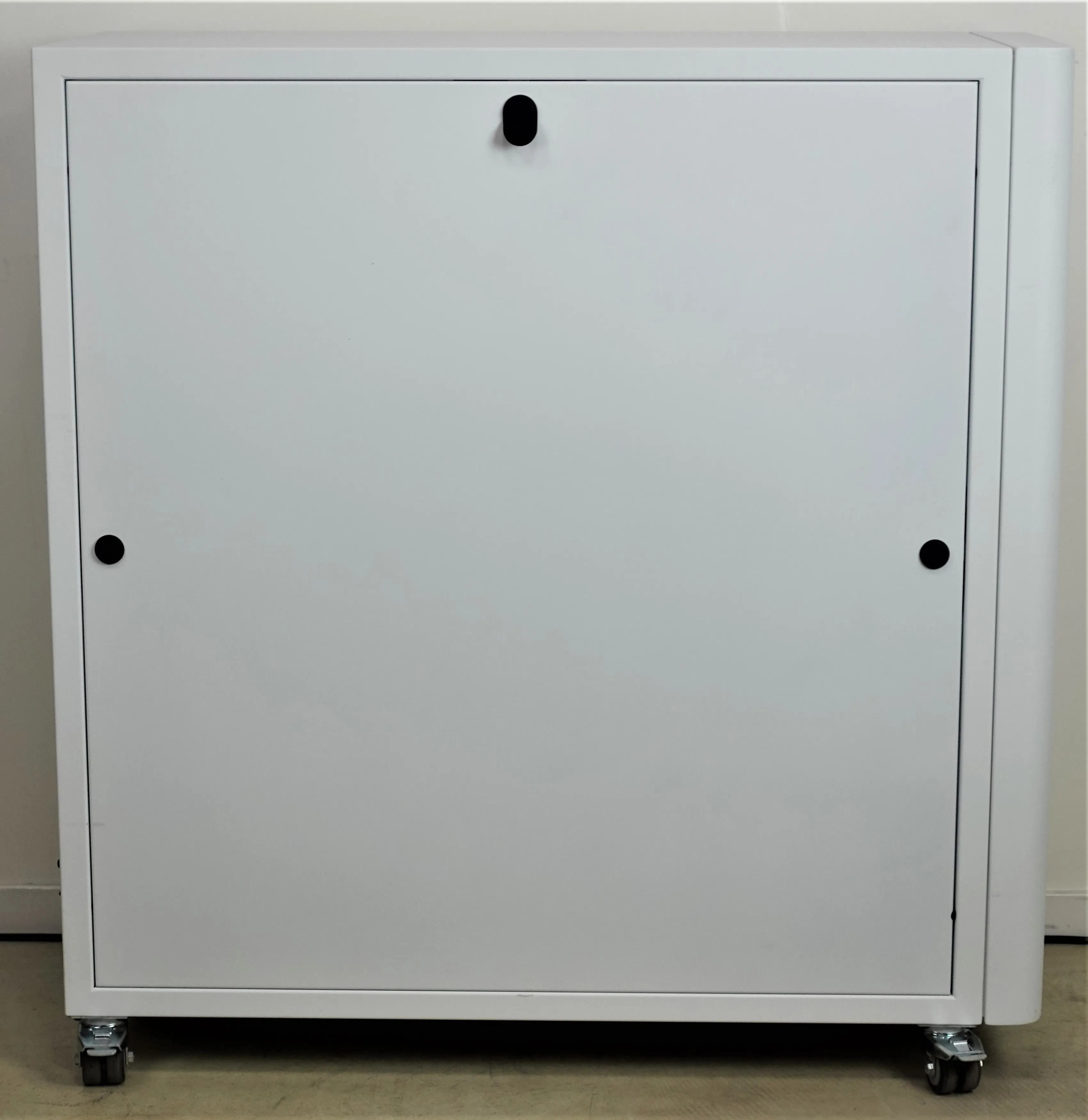 Peak Scientific Infinity XE6040 Nitrogen Gas Generator