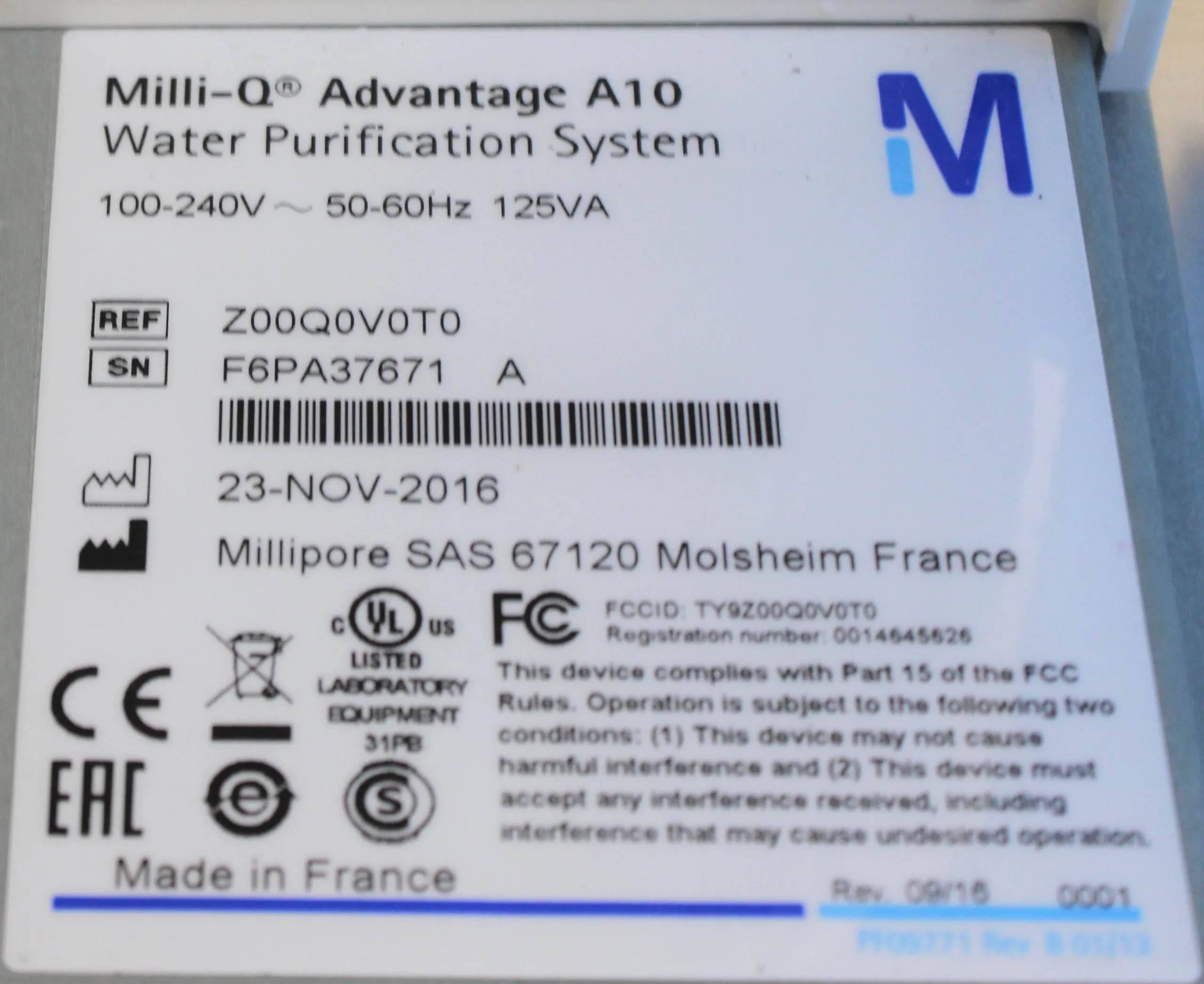 Millipore Milli-Q Advantage A10 Water Purification System