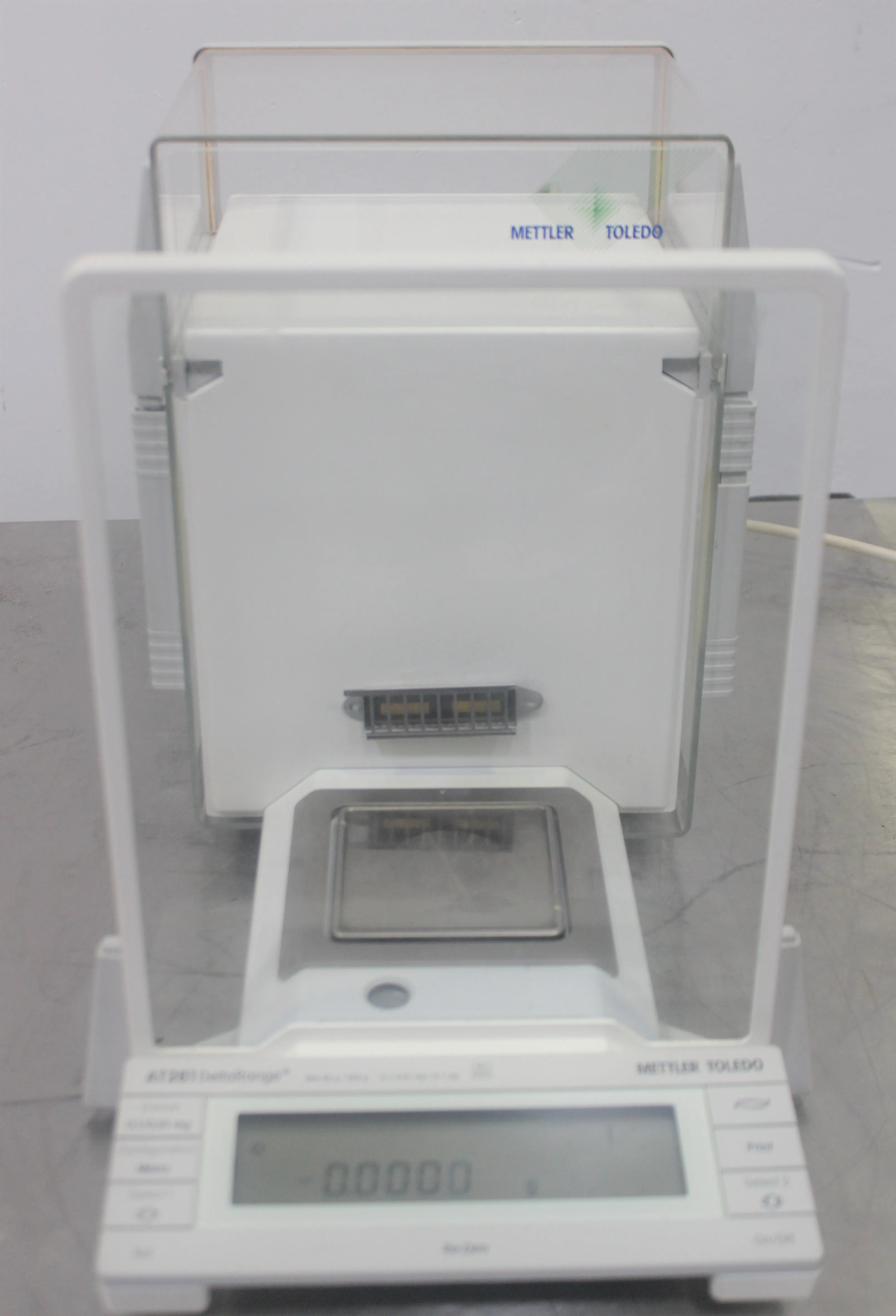 Mettler Toledo AT261 Analytical Balance