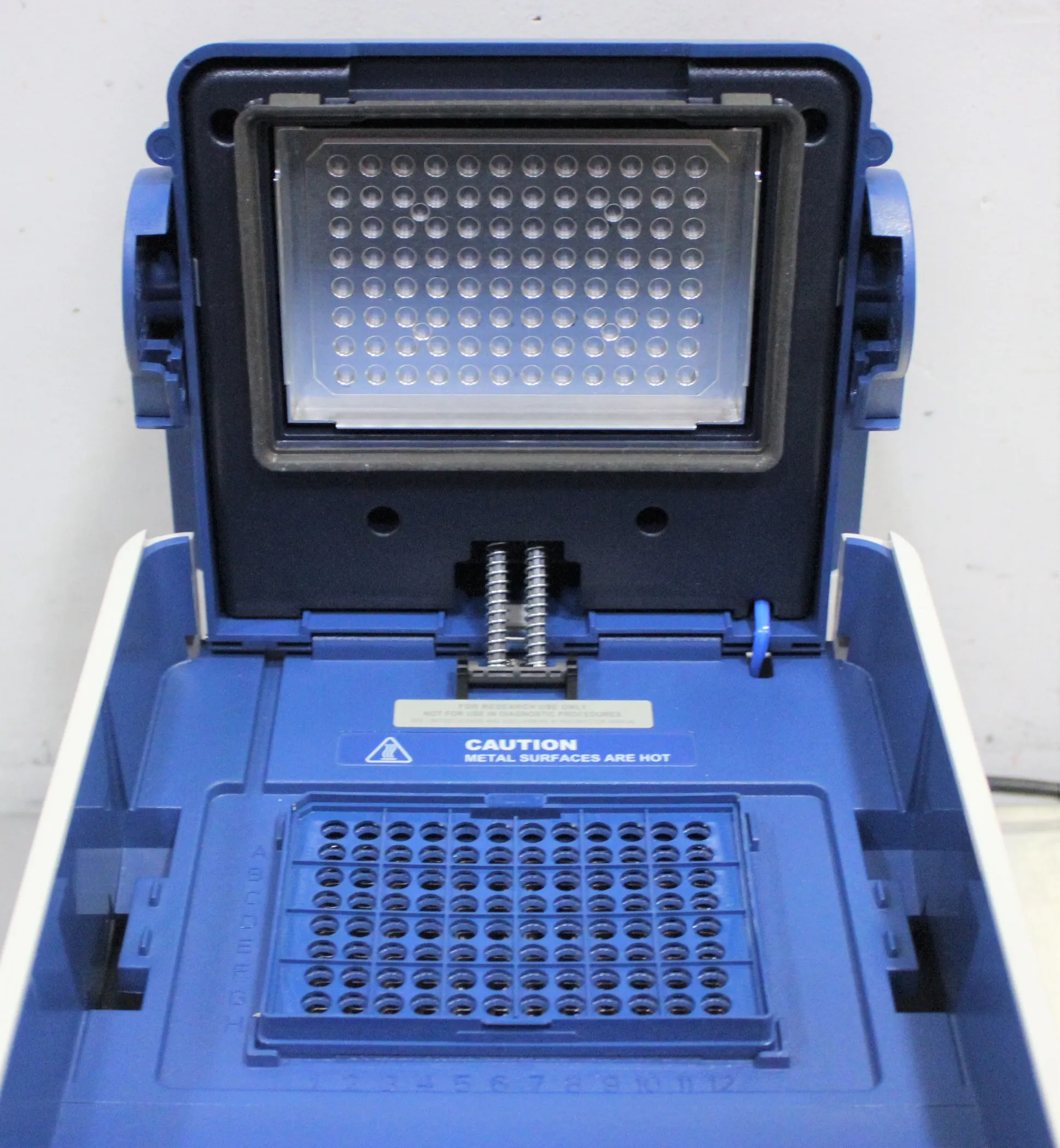 Applied Biosystems Veriti 96-Well Thermal Cycler - Class 4 - As-Is