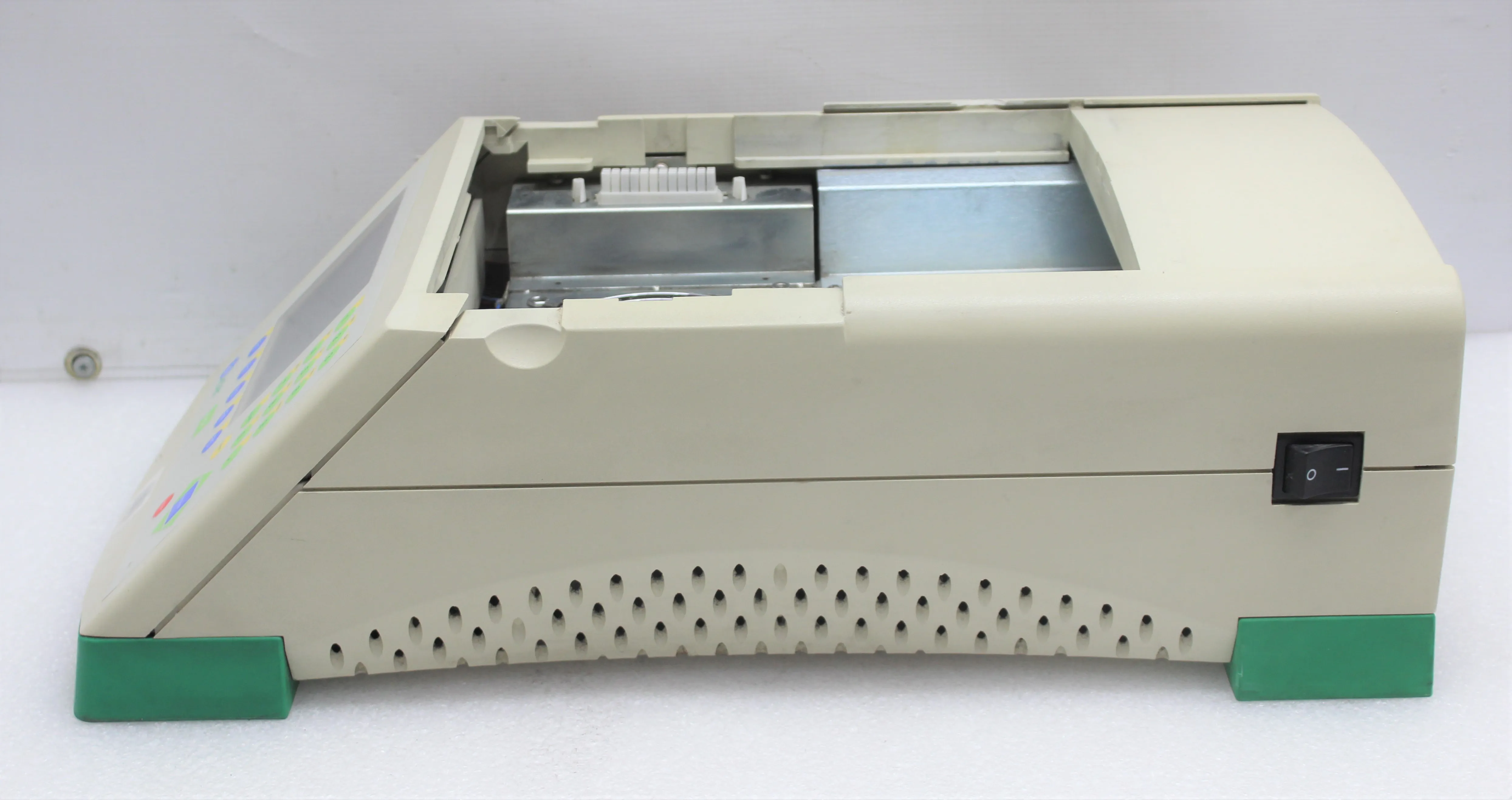 BIO-RAD iCycler Thermal Cycler PCR Machine Model: iCycler Serial: 582BR