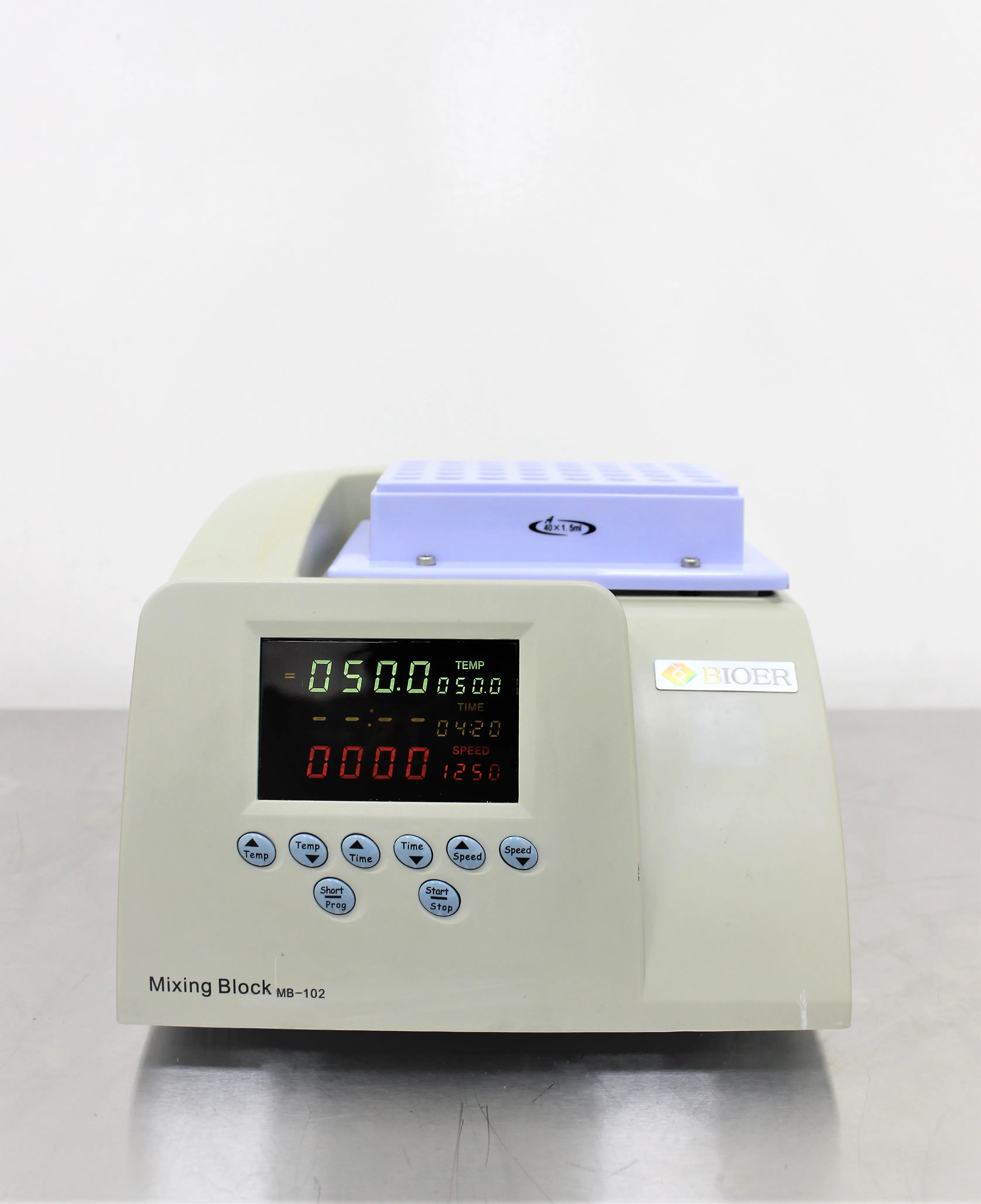 Pre-owned Bioer MB-102 Thermocell Mixing Block Vortexer / Rotator / Shaker Laboratory Equipment