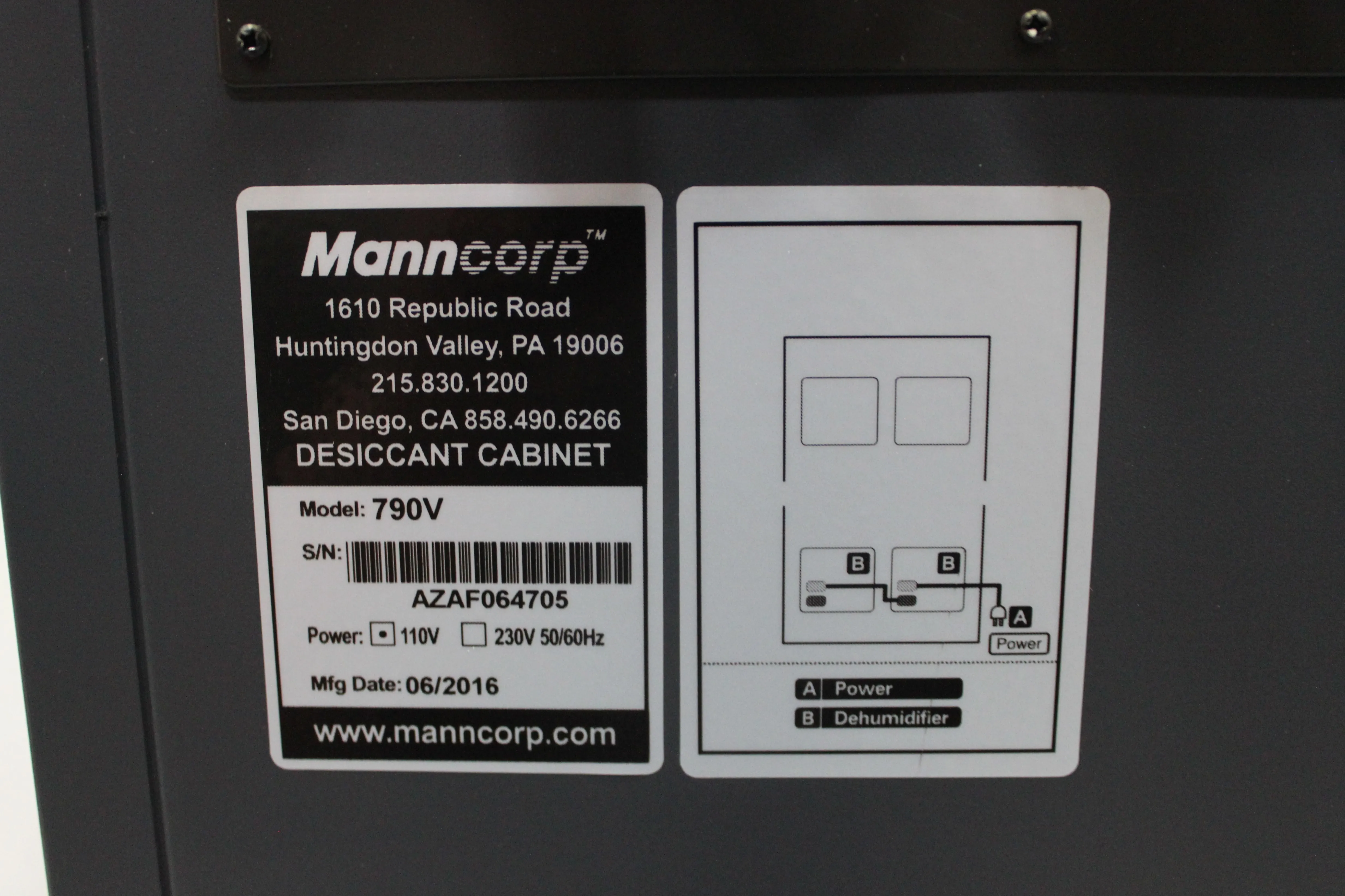 MannCorp Ultra-Dry 790V Desiccator