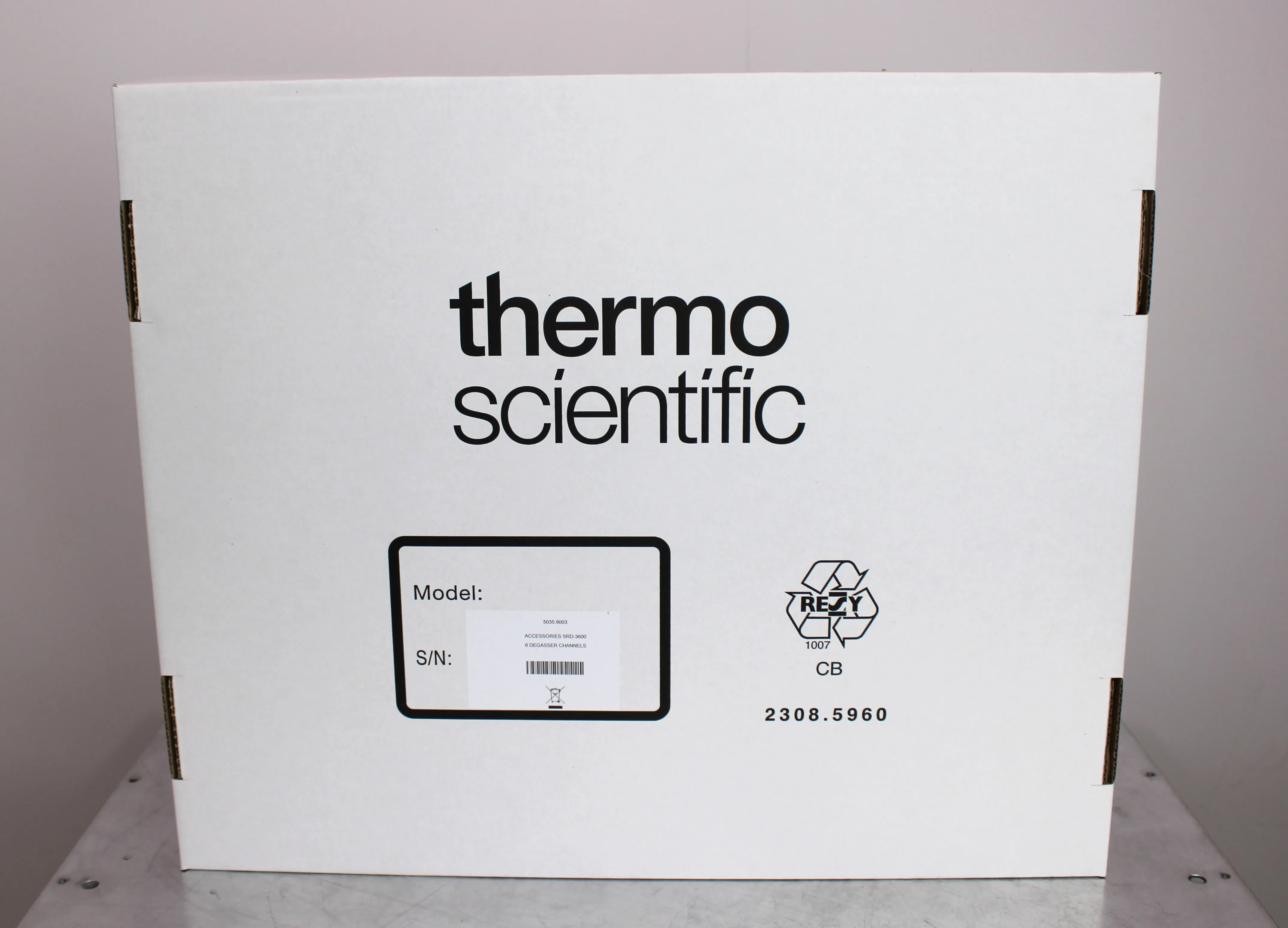 Thermo Scientific SRD-3600 Solvent Rack 5035.9230 with 6 Degasser Channels 5035.9003