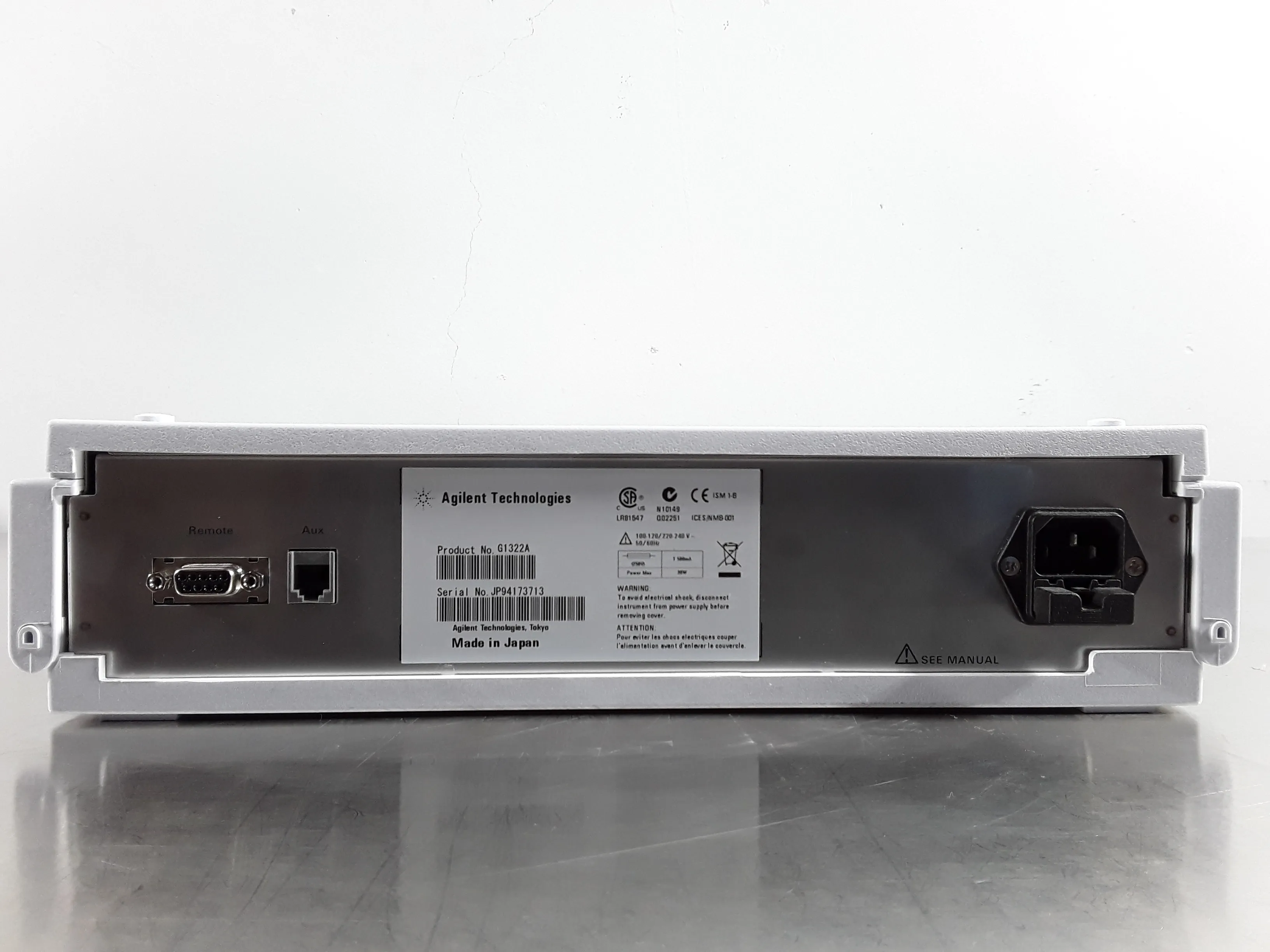 Agilent G1322A Solvent Degasser