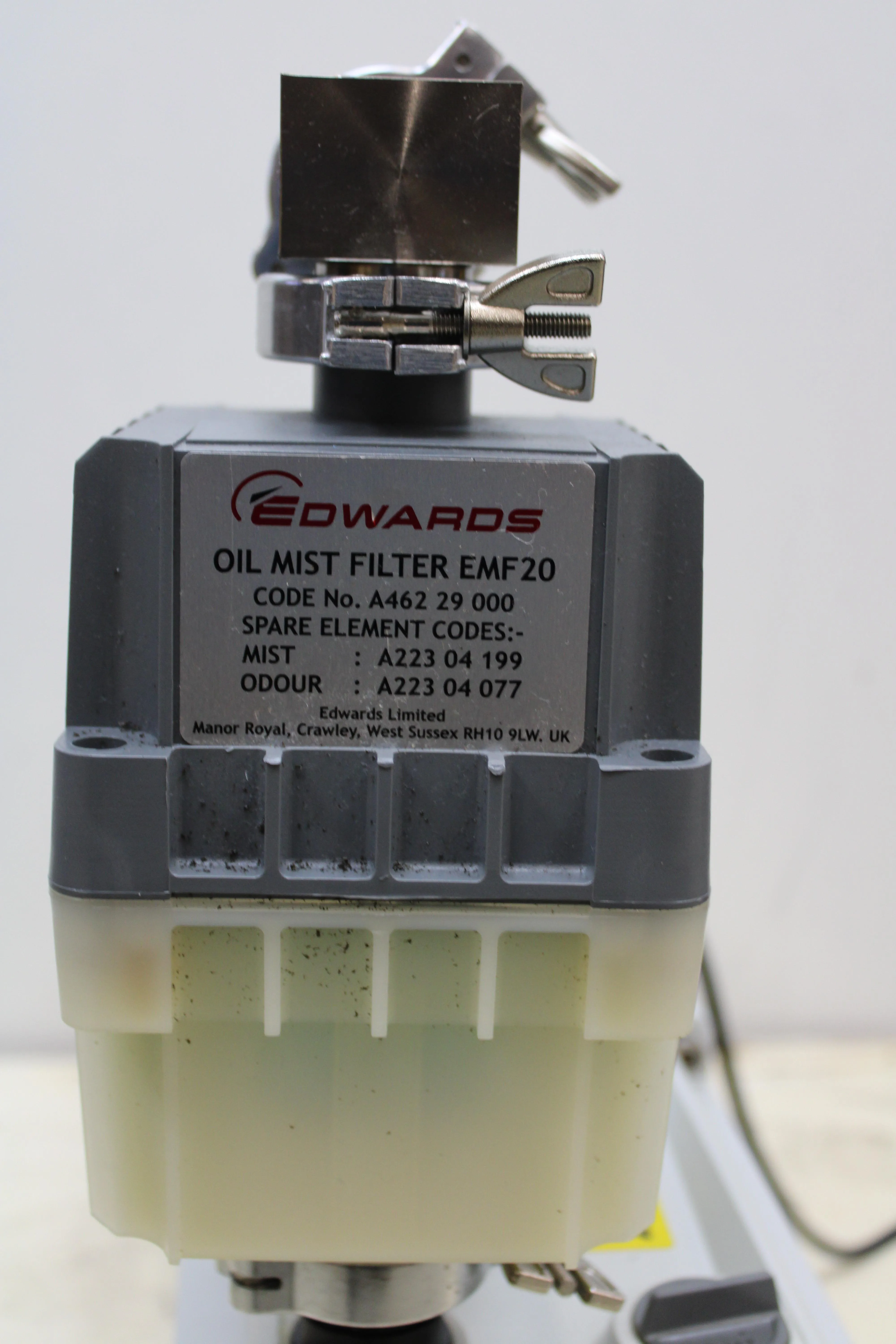 Edwards E2M30 Rotary Vane Vacuum Pump A37415903 Hydrocarbon Oil Dual Stage 220-240V