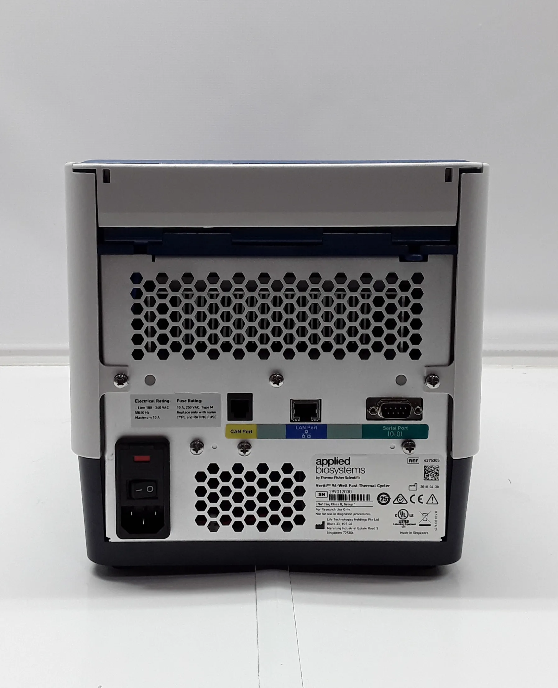 Applied Biosystems Veriti 96-Well Fast Thermal Cycler PCR Molecular Biology