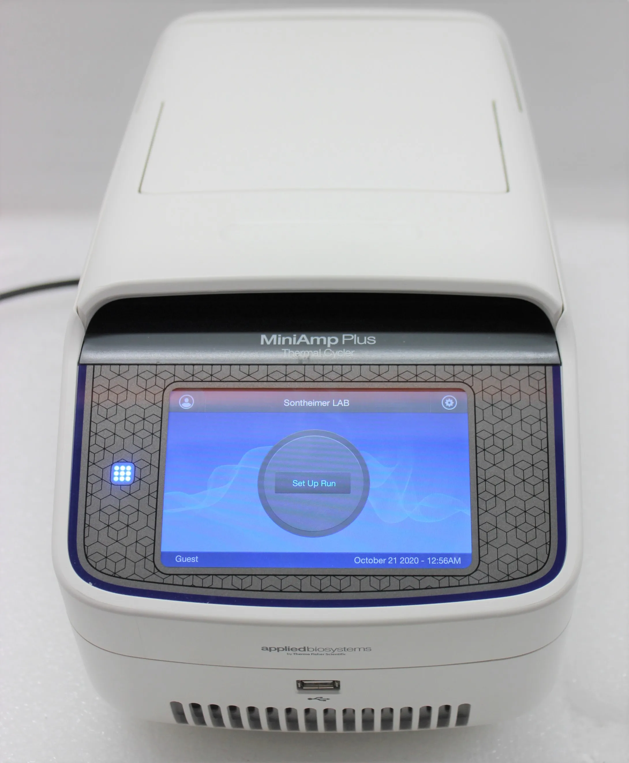 Used Applied Biosystems A37029 MiniAmp Thermal Cycler PCR Machine 96 Wells 120V/220V