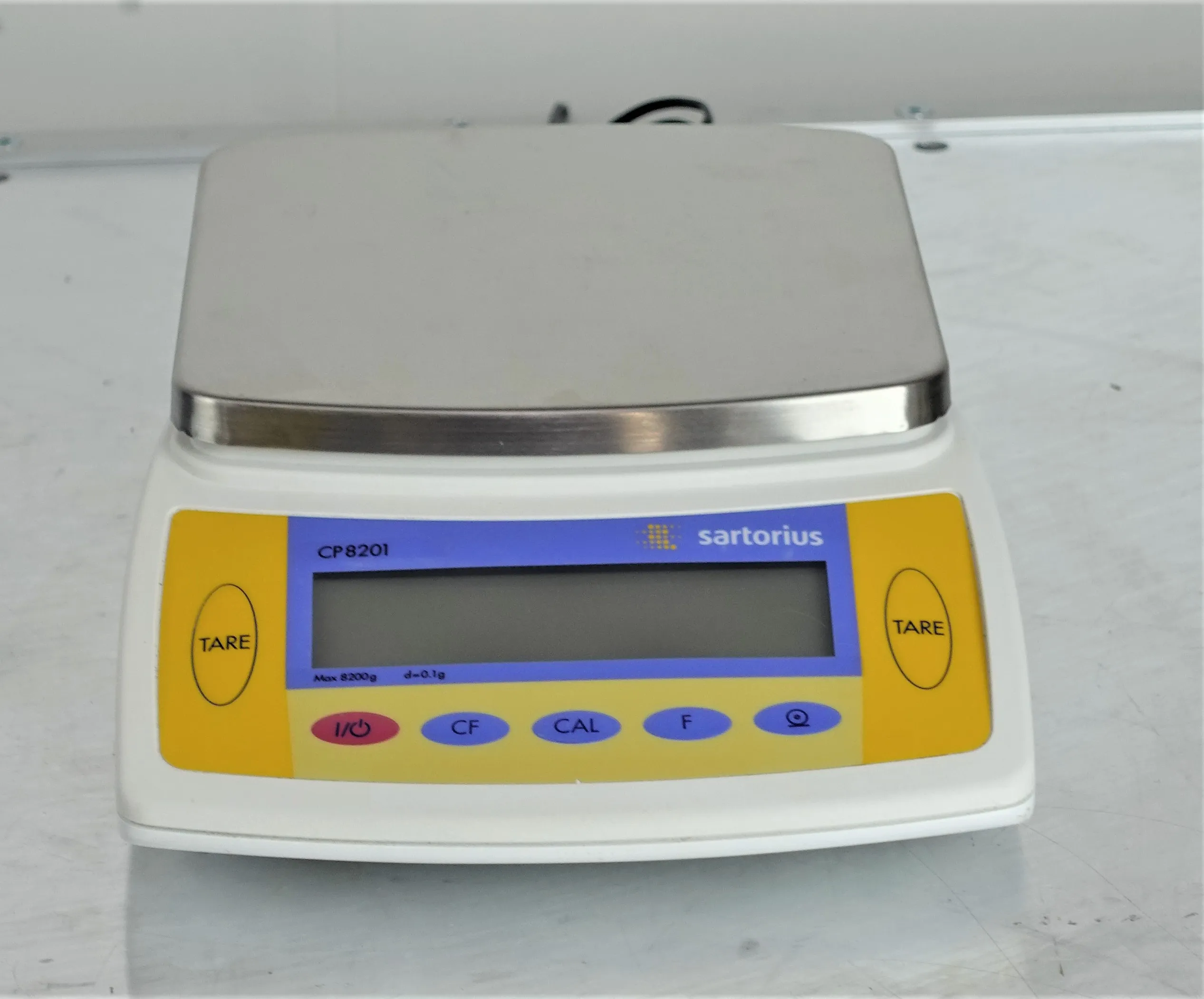 Sartorius CP Lab Bench Scale CP8201 8200g 230v