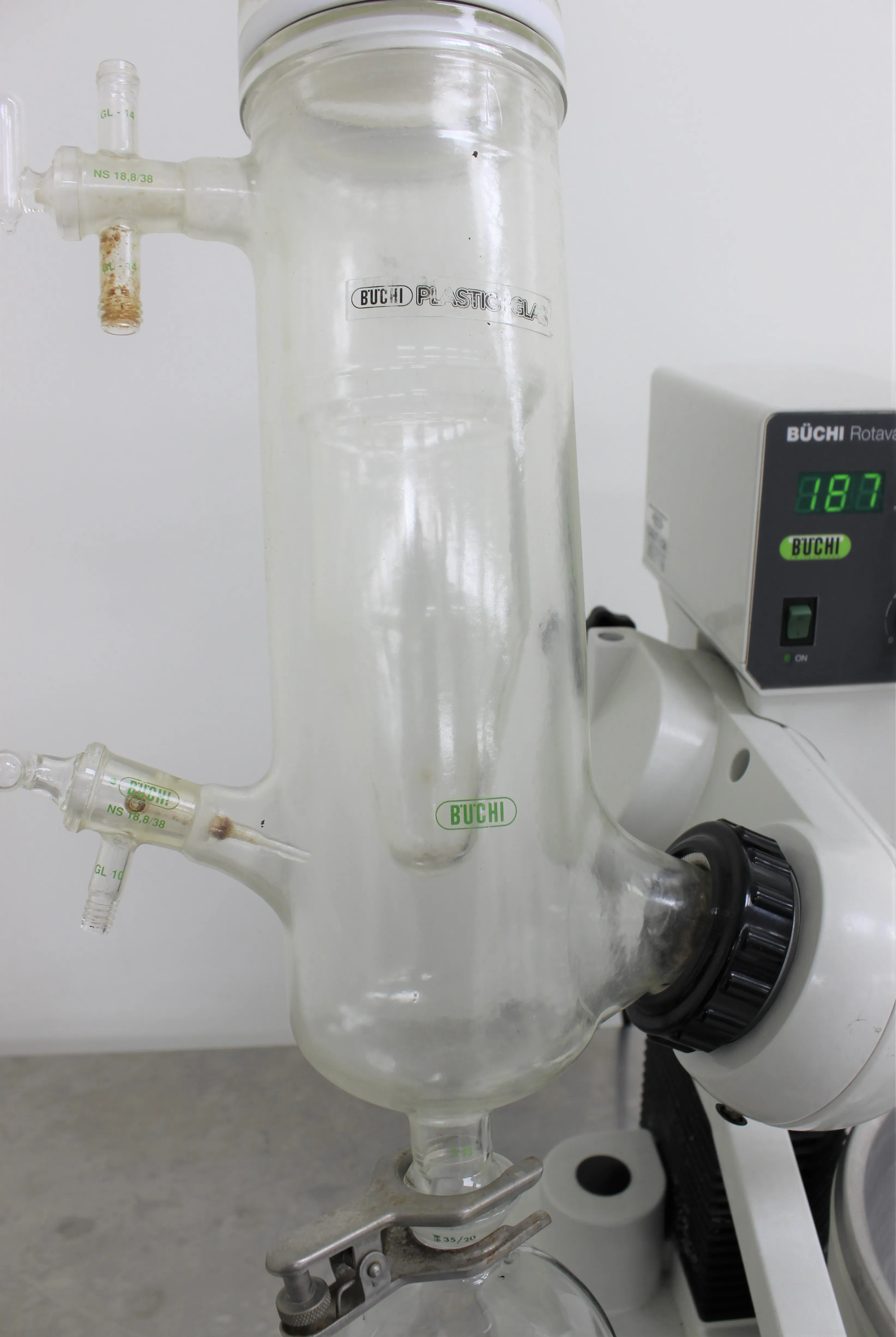 BUCHI R-124 Rotavapor Rotary Evaporator System