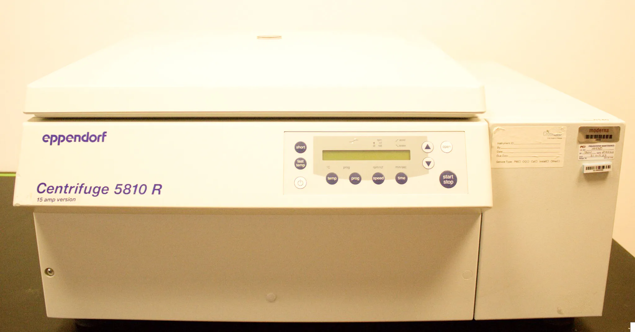 Eppendorf Refrigerated Benchtop Centrifuge 5810 R