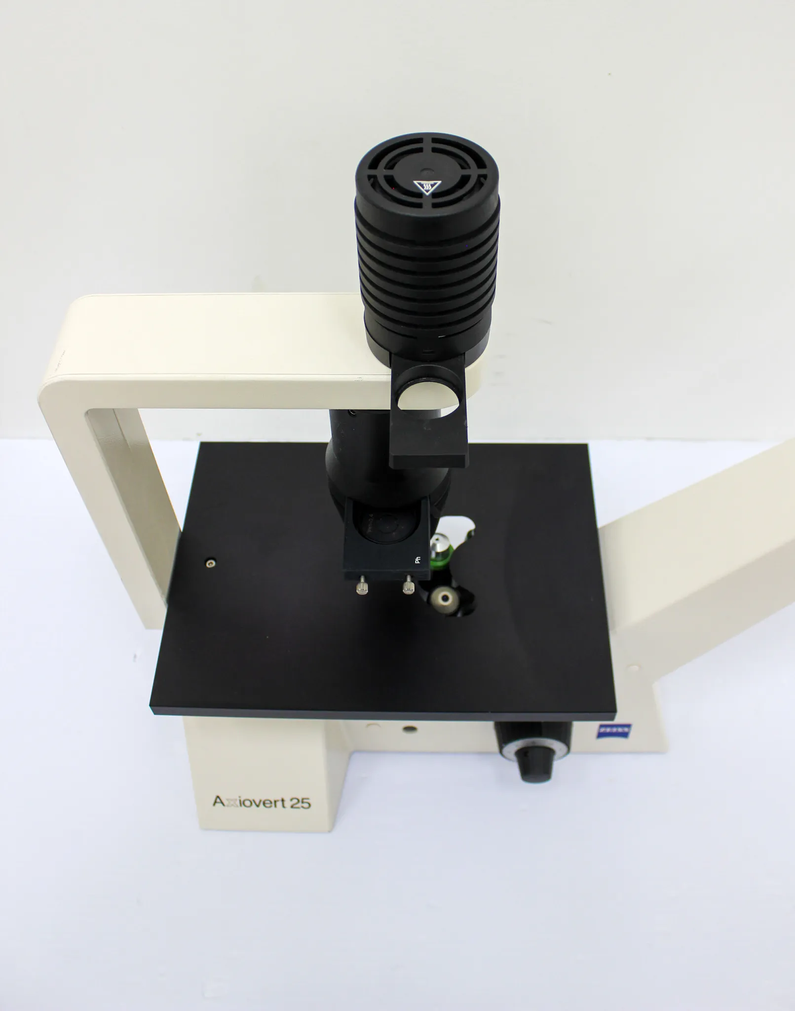 Carl Zeiss Axiovert 25 Inverted Phase Contrast Microscope