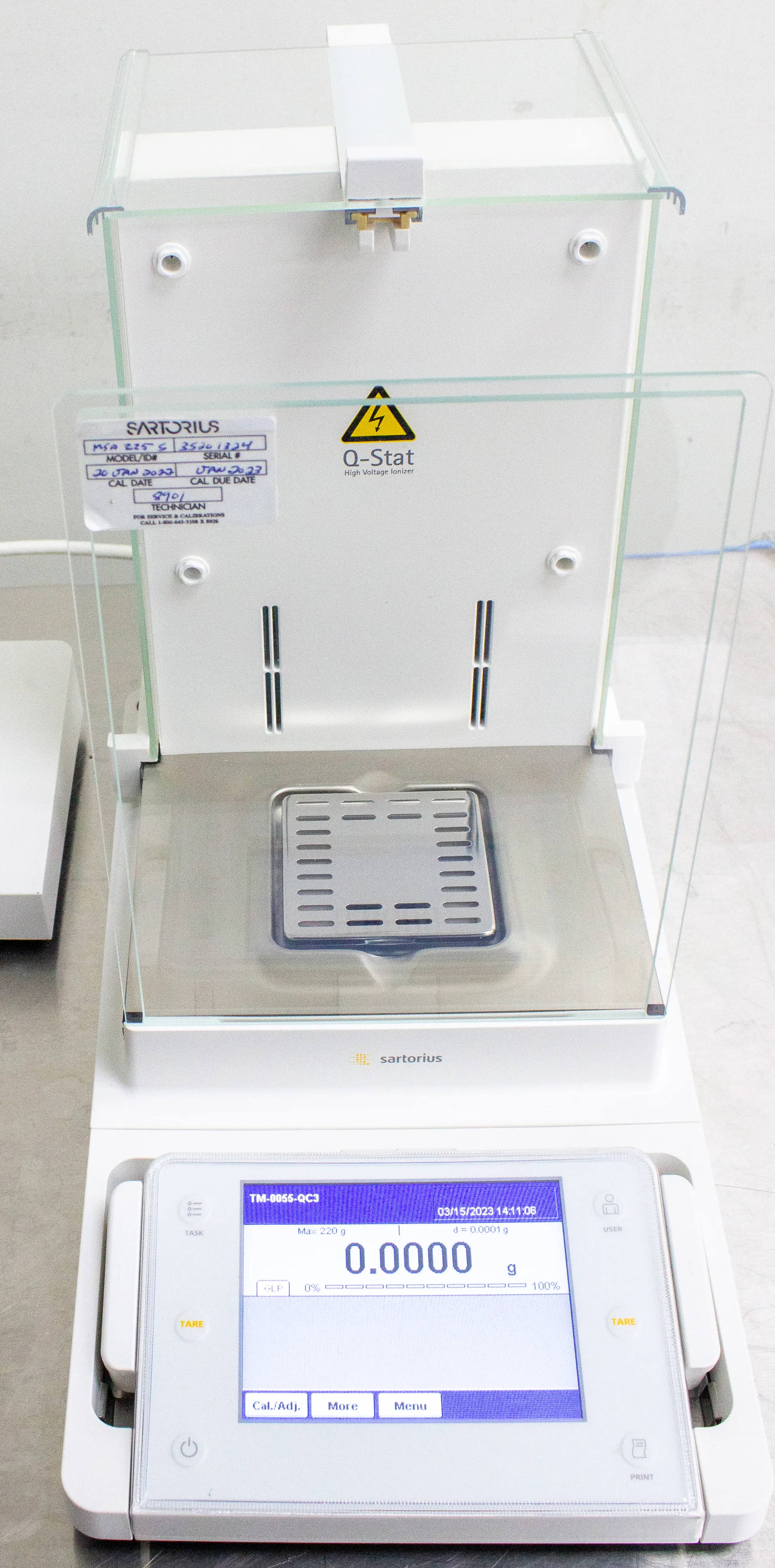 Sartorius Cubis Semi-Micro Balance w/ MSA Display & Draft Shield MSA225S-100-DI