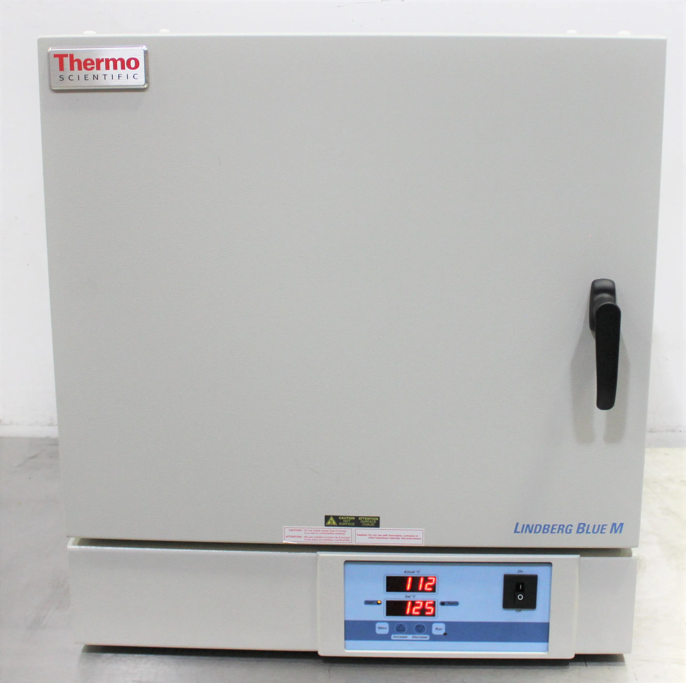 Thermo Scientific OV800F Lindberg Blue M Laboratory Oven Temperature Control 50-325C 2.53 Cu Ft