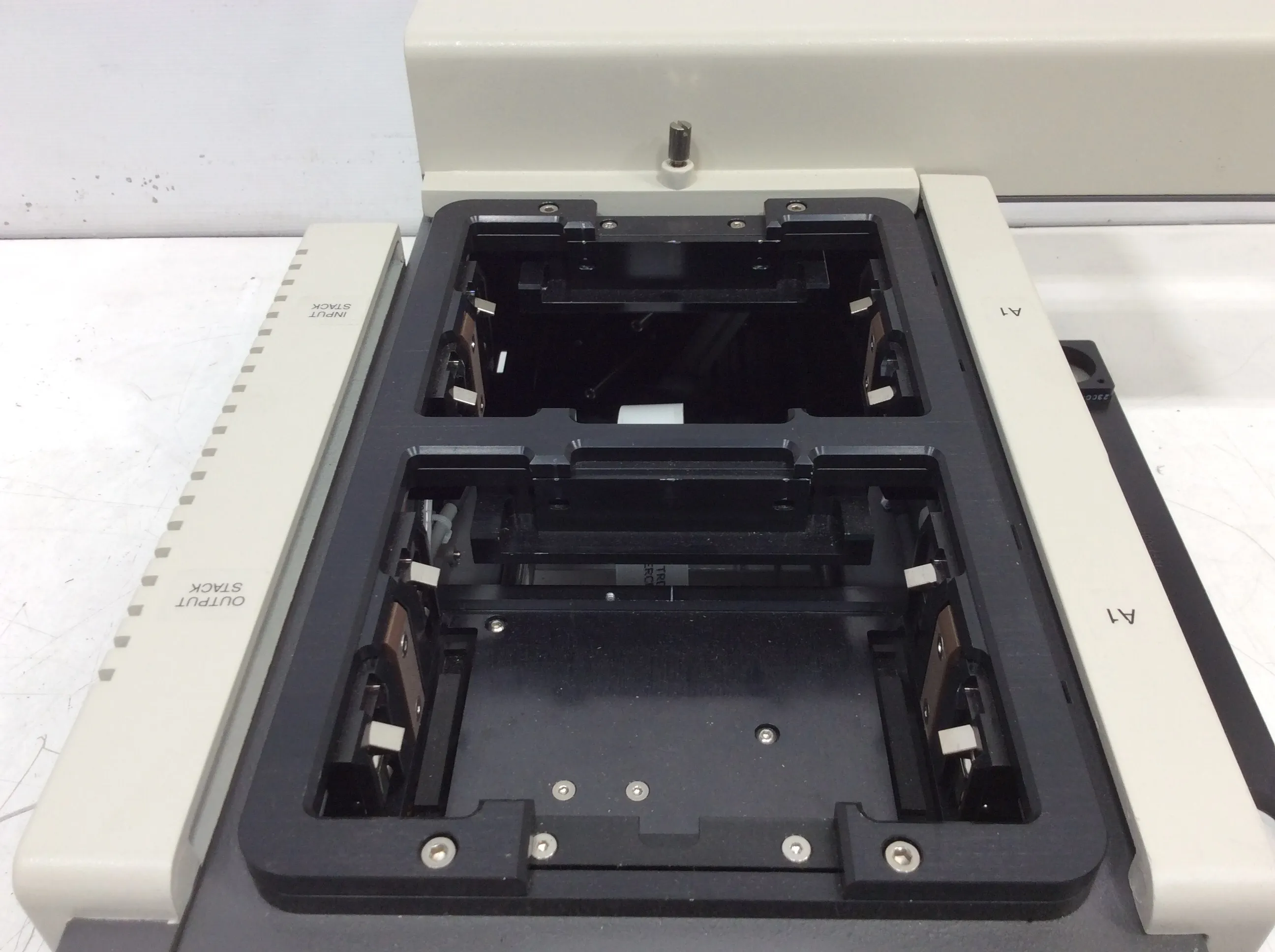 Molecular Devices Stakmax Microplate Handling Stacker