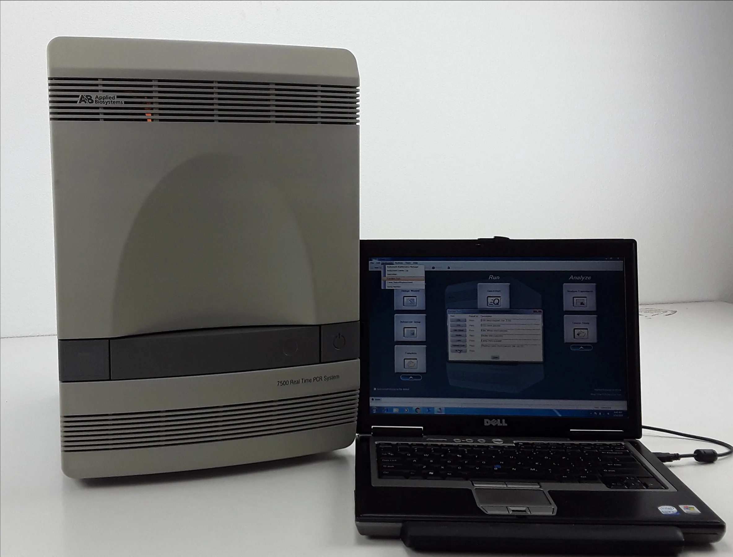 Applied Biosystems AB 7500 Real-Time PCR System