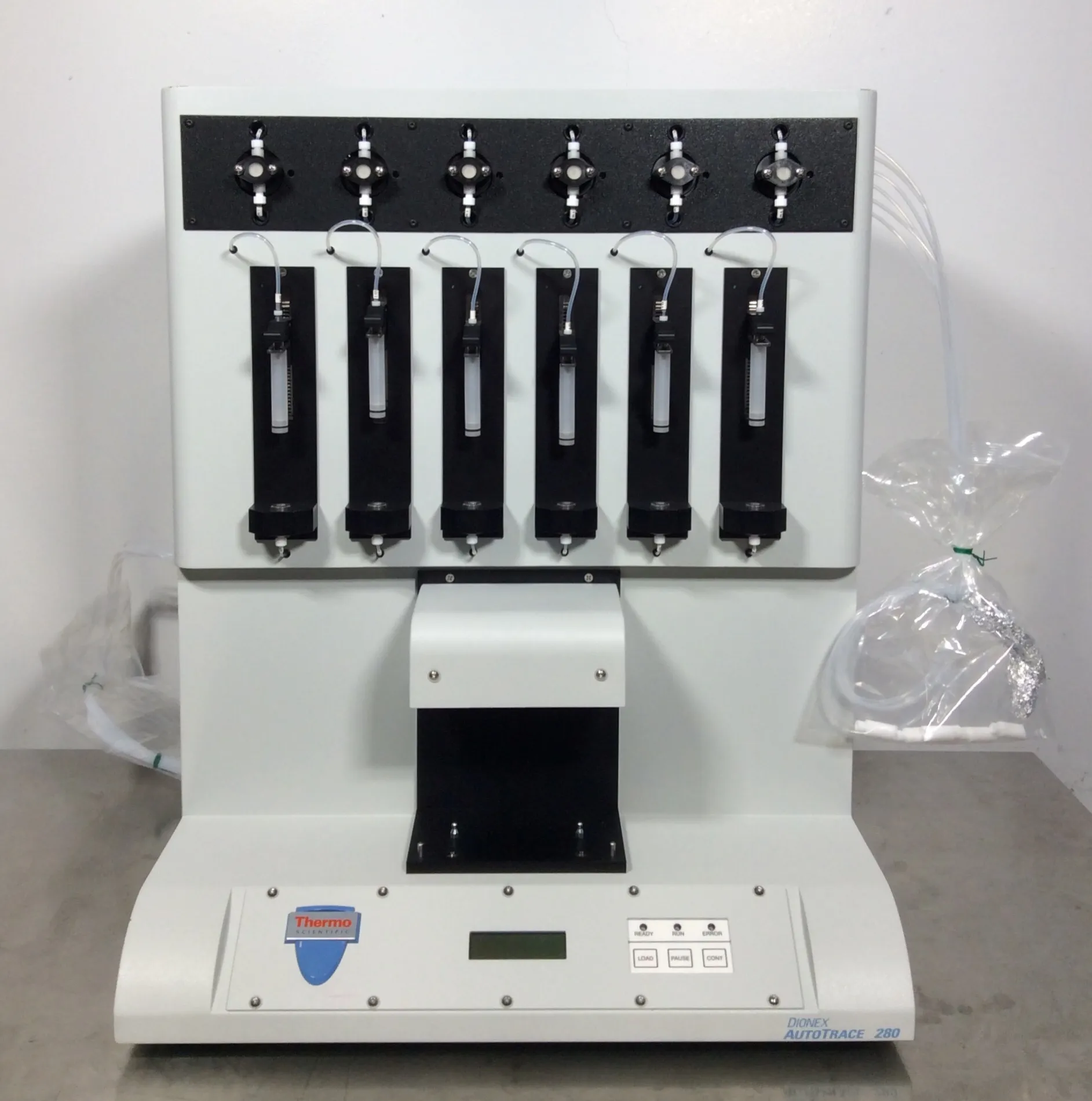 Thermo Fisher Dionex AutoTrace 280 Solid-Phase Extraction Instrument 071381