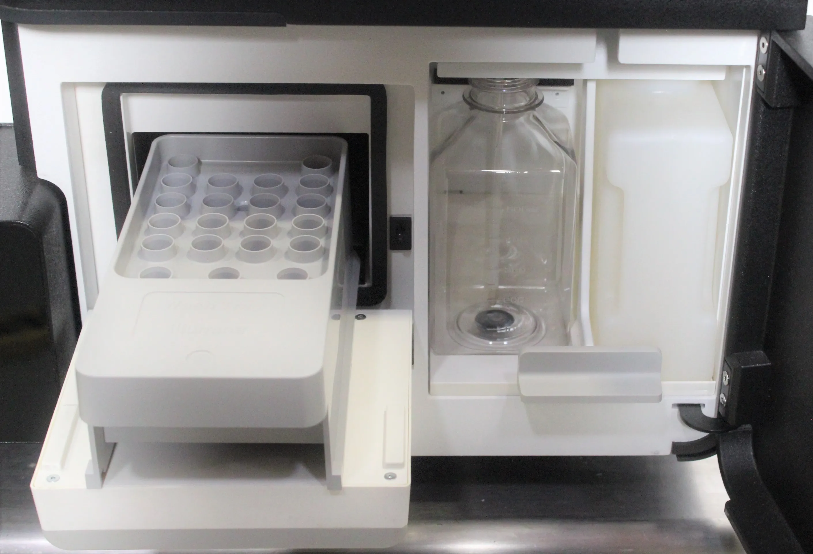 Illumina MiSeq DNA Sequencer