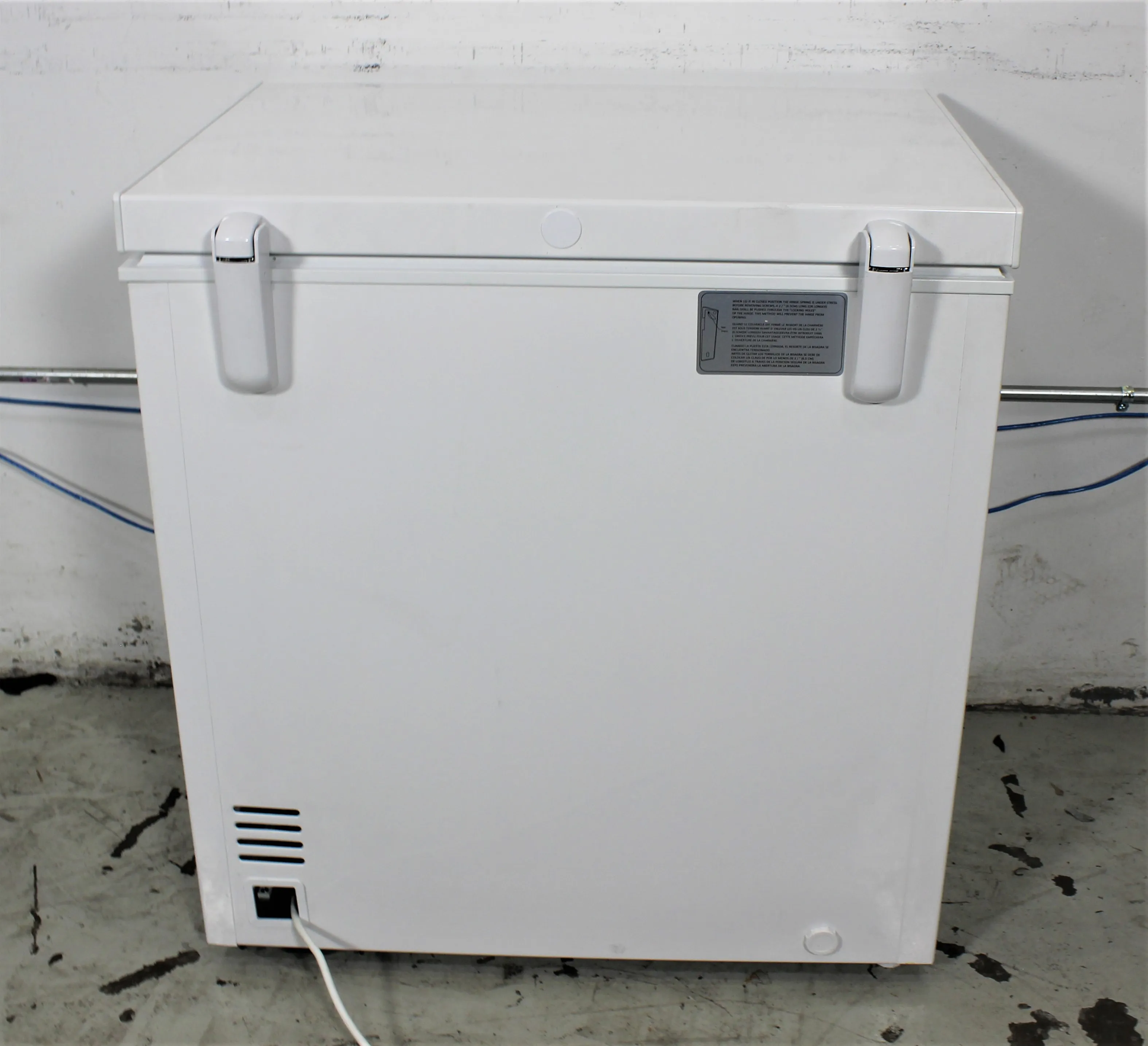 Amana AQC0501DRW 5.3 cu. ft. Chest Freezer