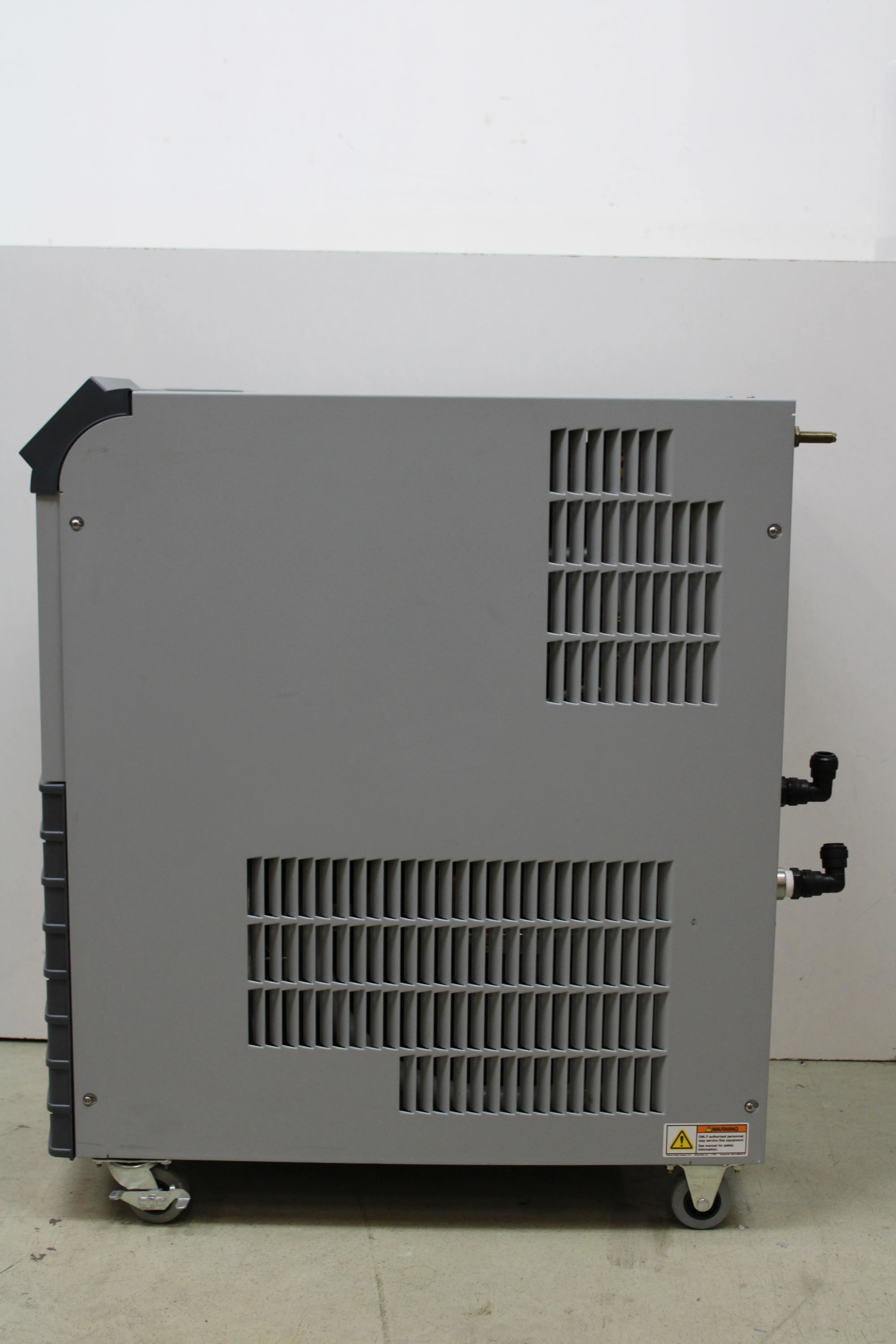 ThermoFlex Recirculating Chiller TF900 by Thermo Scientific - Used Laboratory Equipment