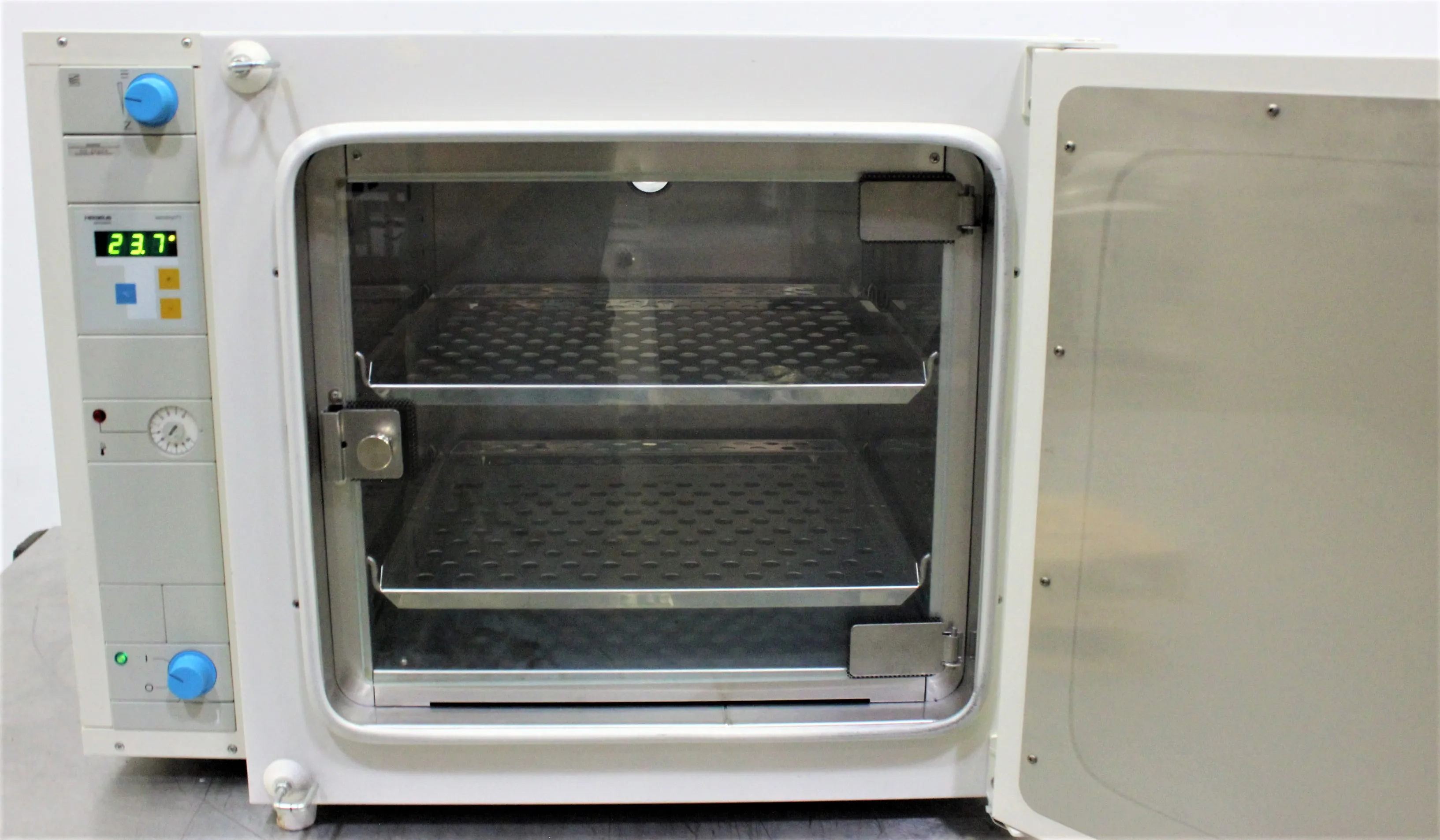 Used Heraeus B6060 Incubator