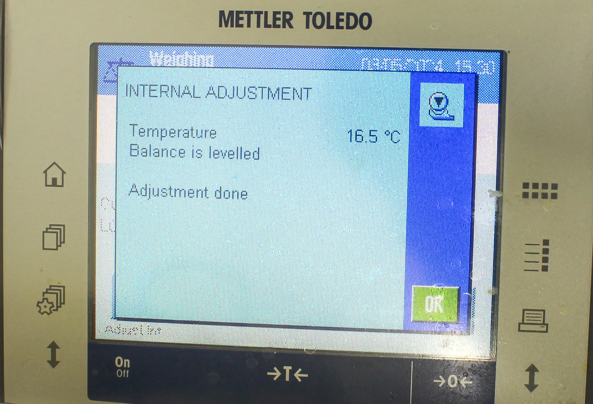 Mettler Toledo Excellence XP205 Analytical Balance