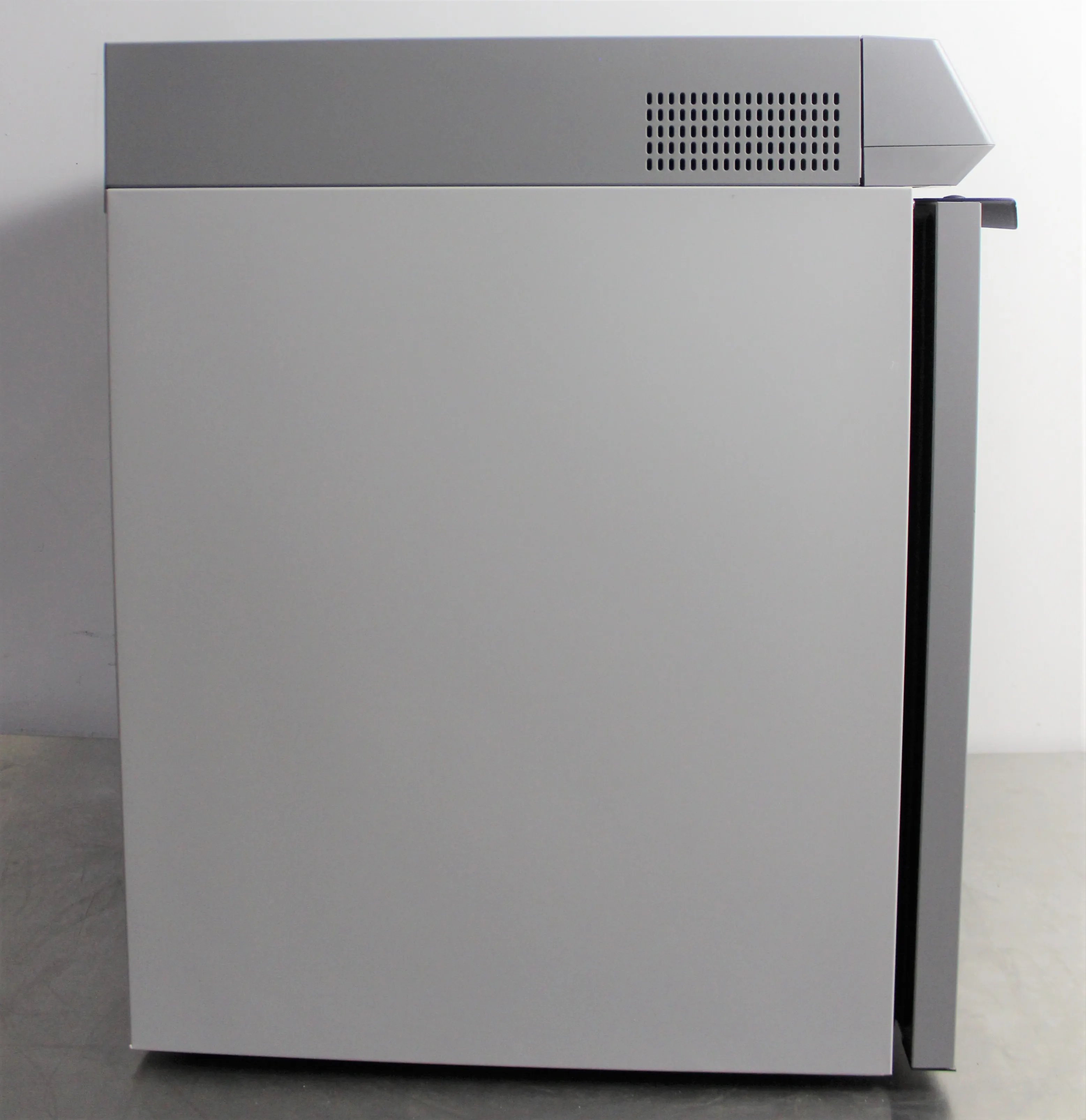 Thermo Scientific TSX Series High-Performance Undercounter Refrigerator