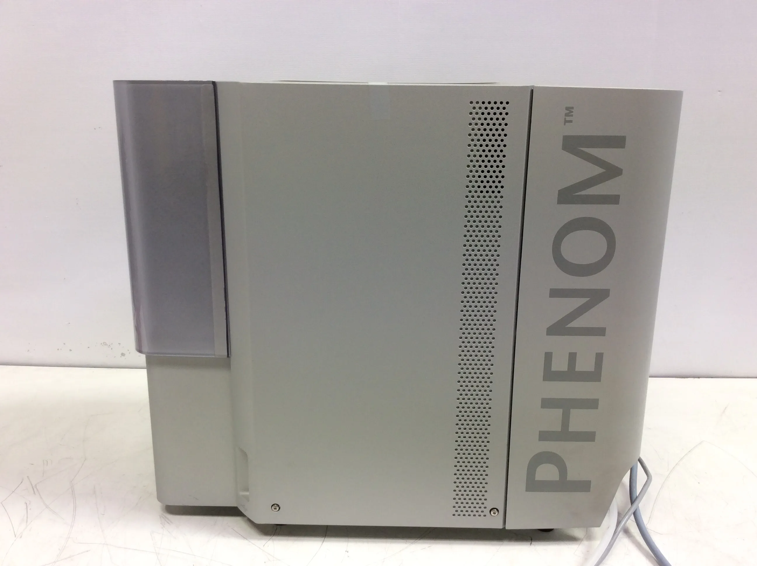 Phenom G2 Pure Electron Microscope w/Pfeiffer Vacuum Pump