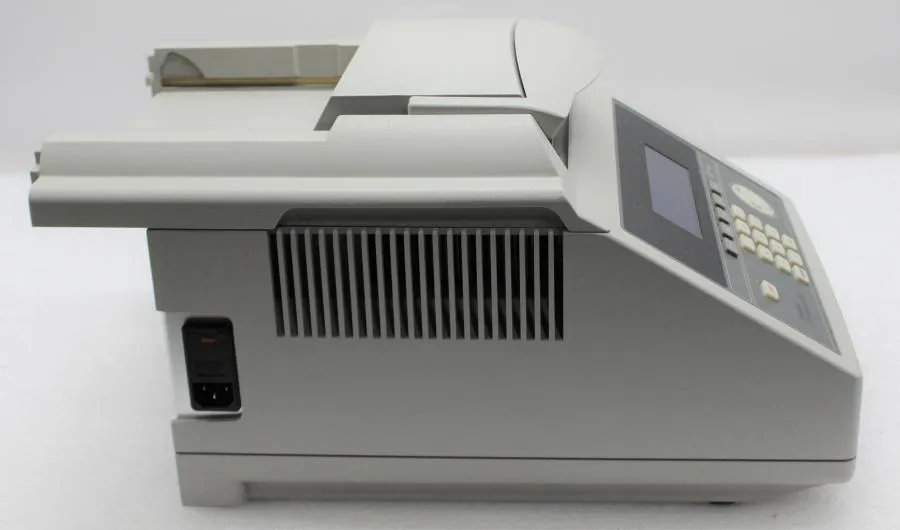 Applied Biosystems GeneAmp PCR System 9700 Thermal Cycler N8050200