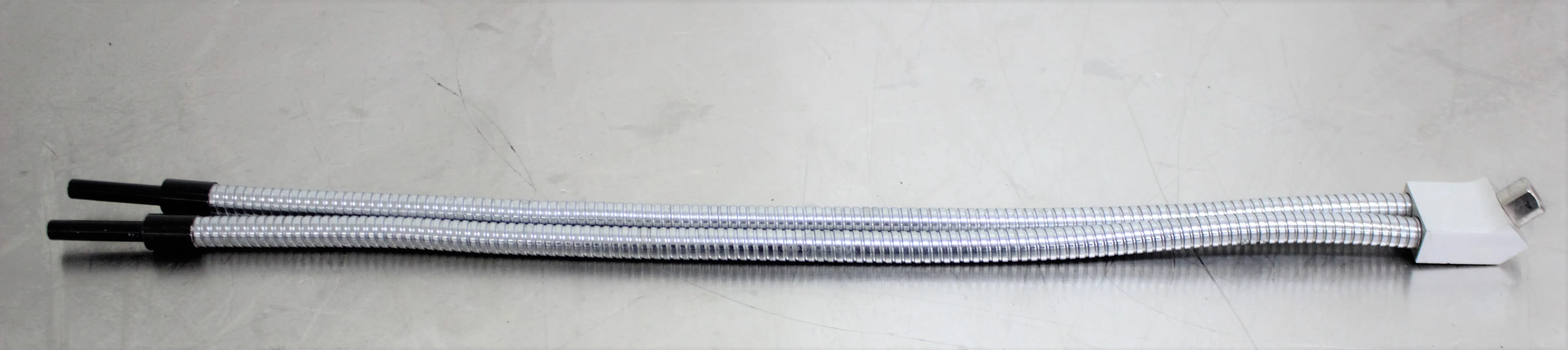 Dual Gooseneck Fiber Optic Attachment For Microscope Illuminators